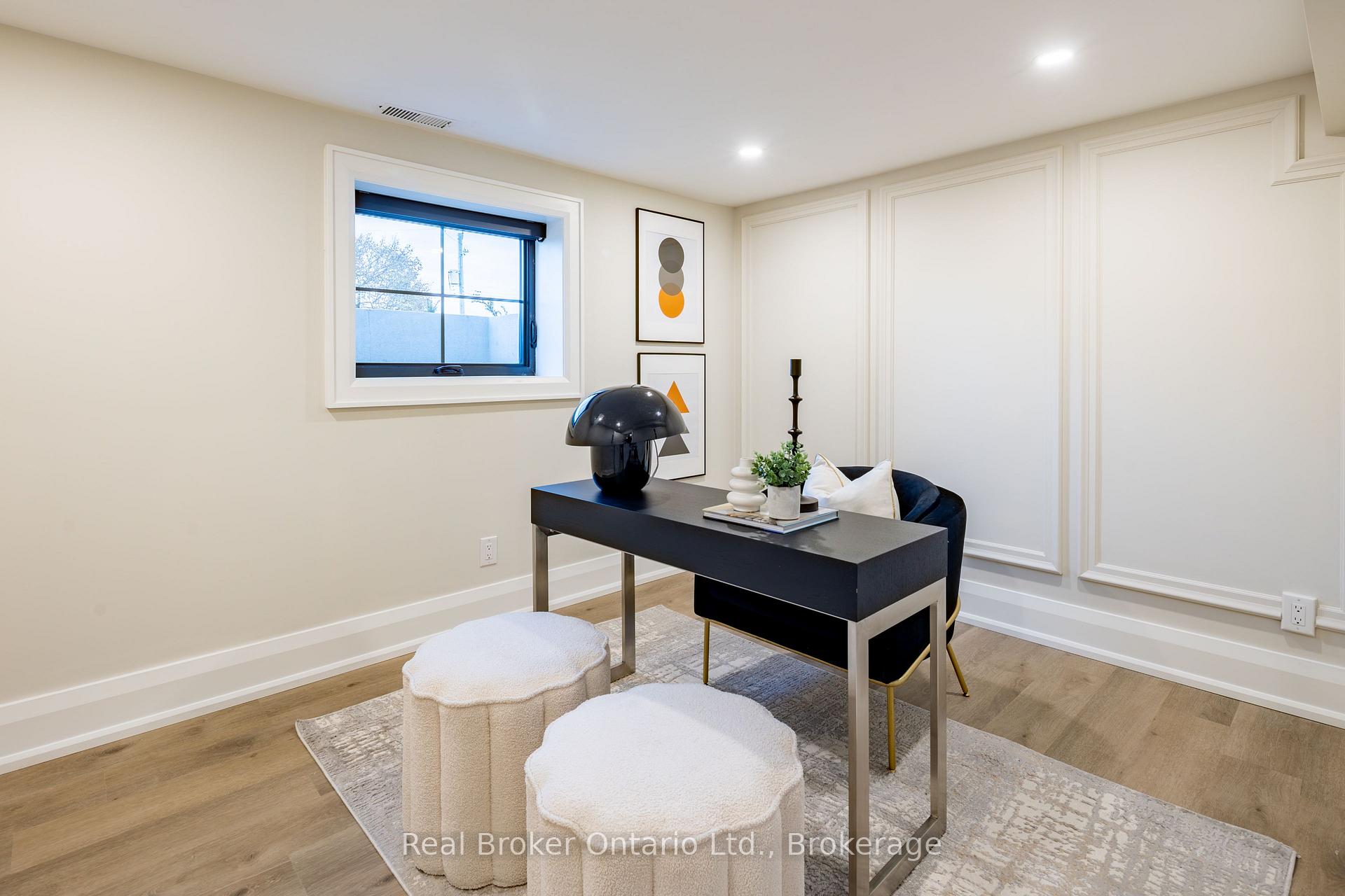 Photo 39 of 841 Danforth Place, Burlington, Bayview — HOMEH