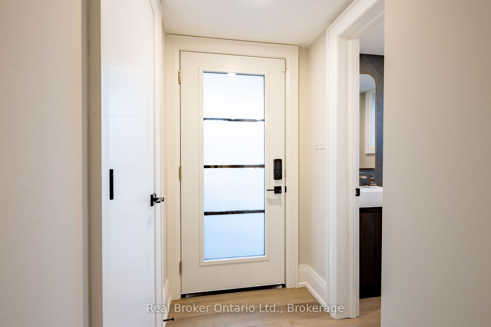 Photo 40 of 841 Danforth Place, Burlington, Bayview — HOMEH