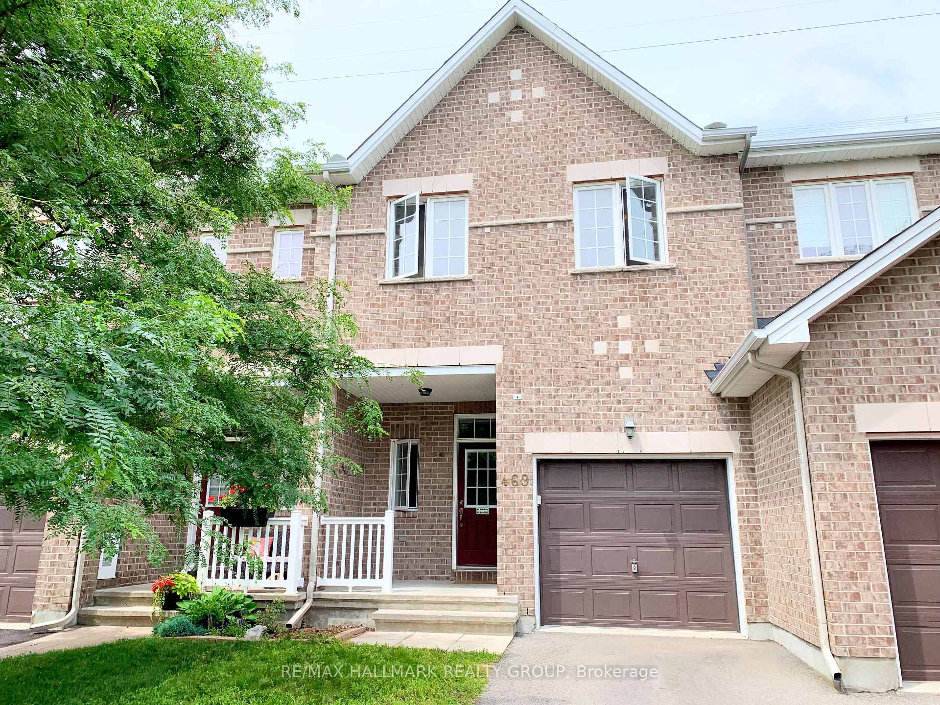 Photo 2 of 469 Foxhall Way, Ottawa, Kanata - Bridlewood — HOMEH
