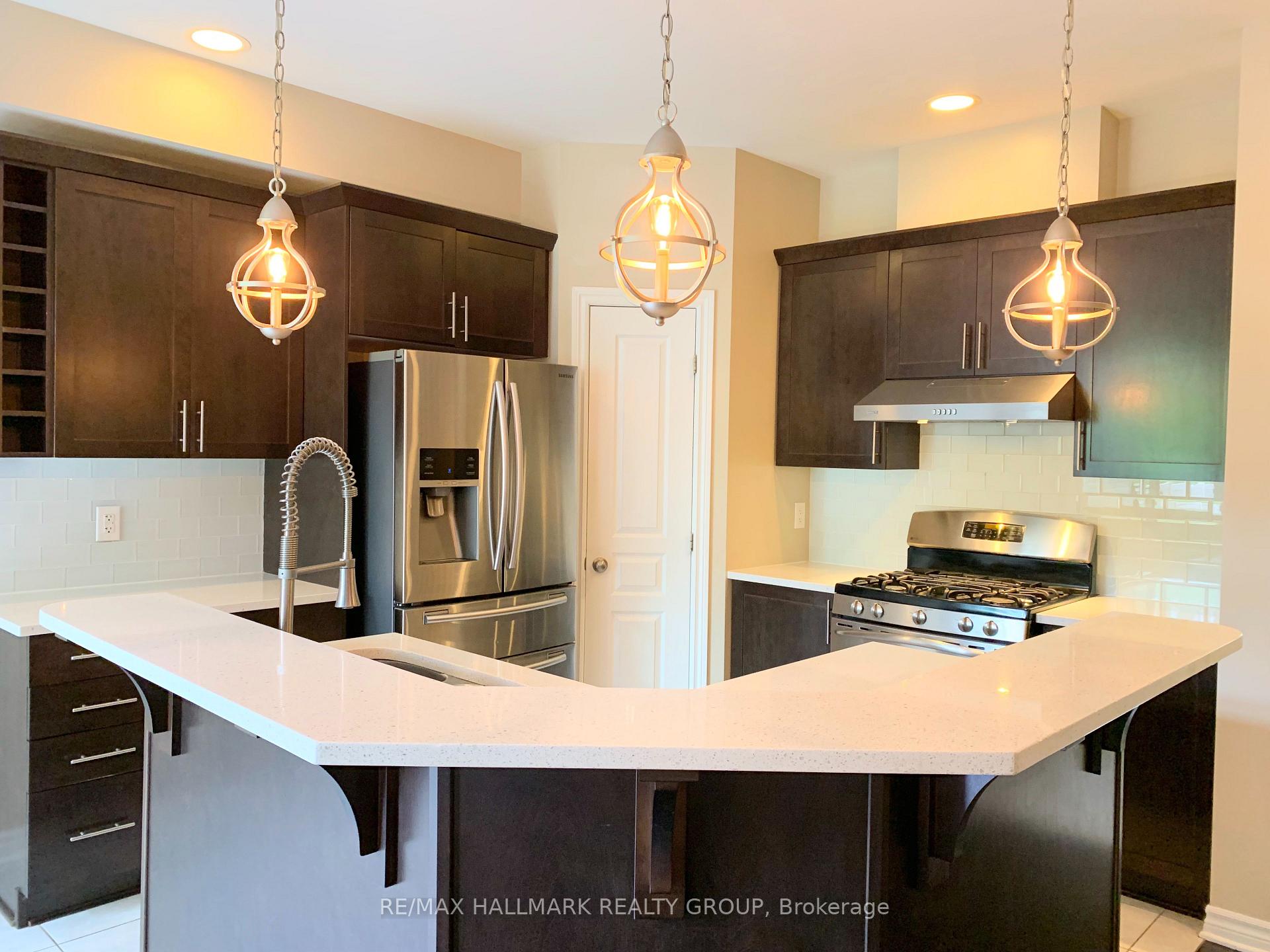 Photo 6 of 469 Foxhall Way, Ottawa, Kanata - Bridlewood — HOMEH