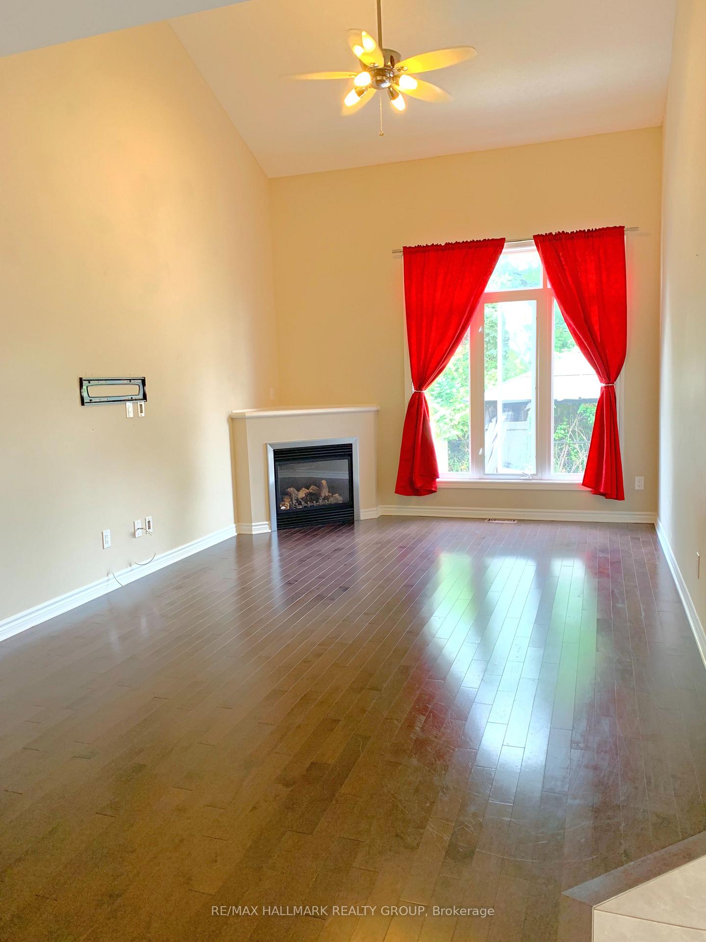 Photo 12 of 469 Foxhall Way, Ottawa, Kanata - Bridlewood — HOMEH