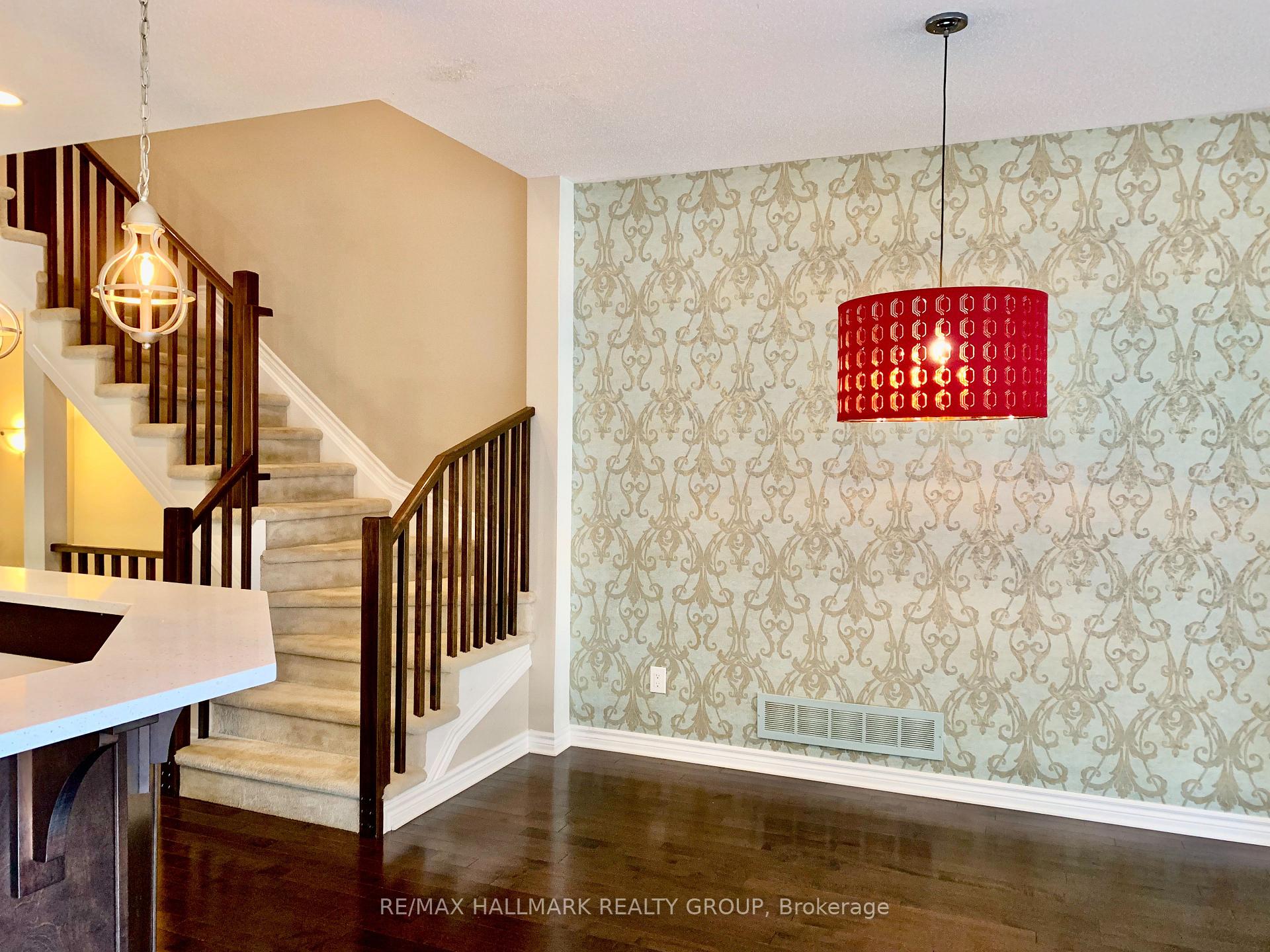 Photo 13 of 469 Foxhall Way, Ottawa, Kanata - Bridlewood — HOMEH