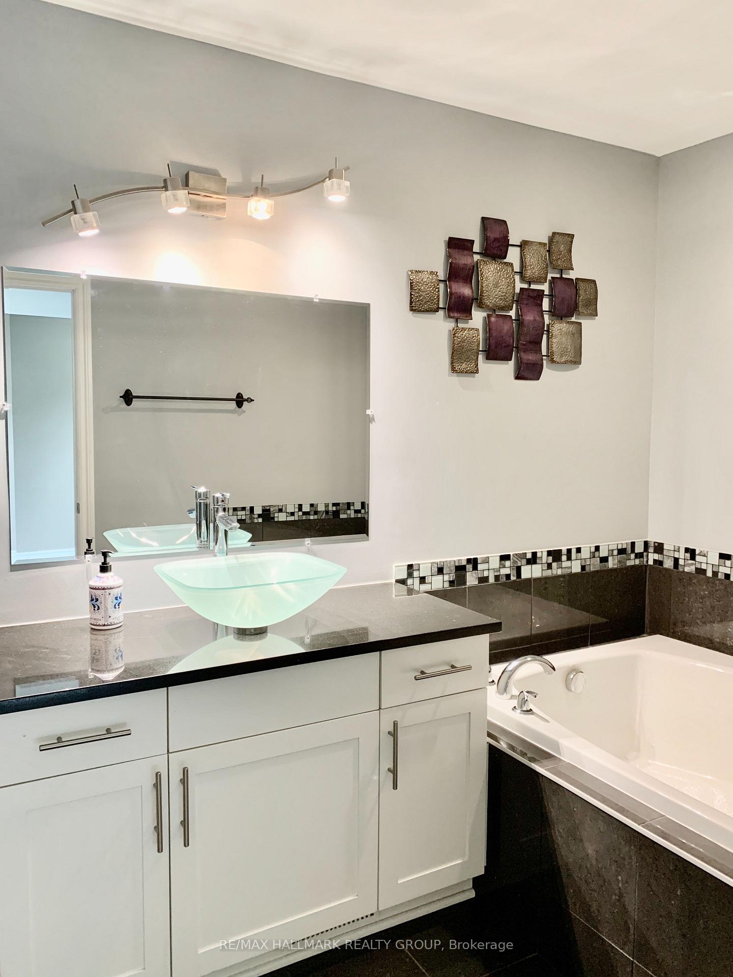 Photo 23 of 469 Foxhall Way, Ottawa, Kanata - Bridlewood — HOMEH