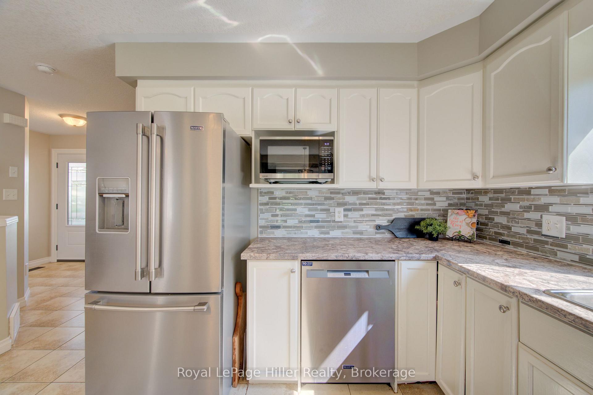 Photo 10 of 220 Schneller Drive, Wilmot, Baden — HOMEH
