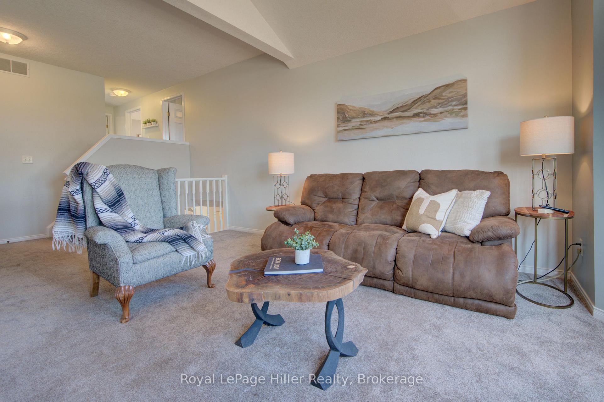 Photo 21 of 220 Schneller Drive, Wilmot, Baden — HOMEH