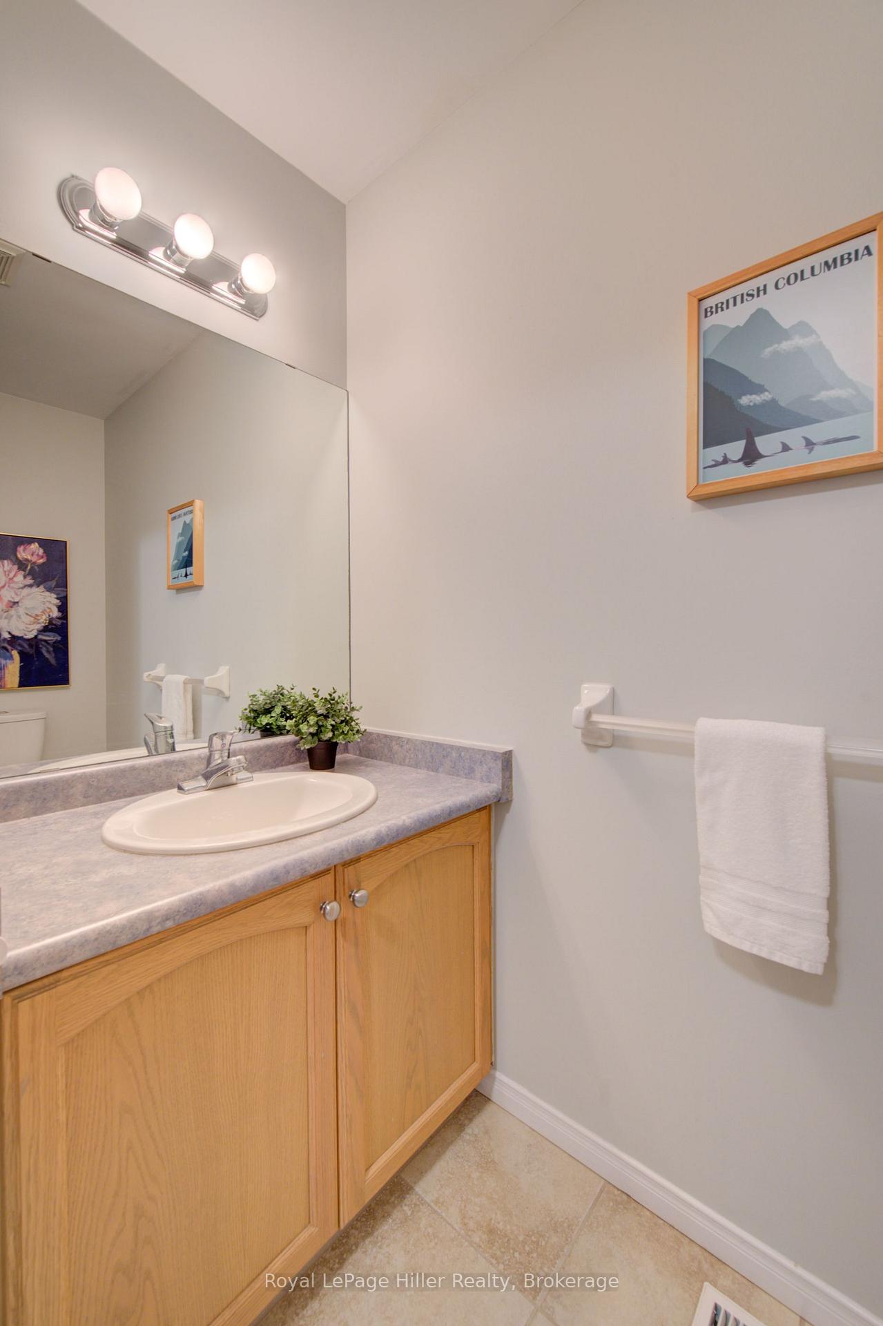 Photo 34 of 220 Schneller Drive, Wilmot, Baden — HOMEH