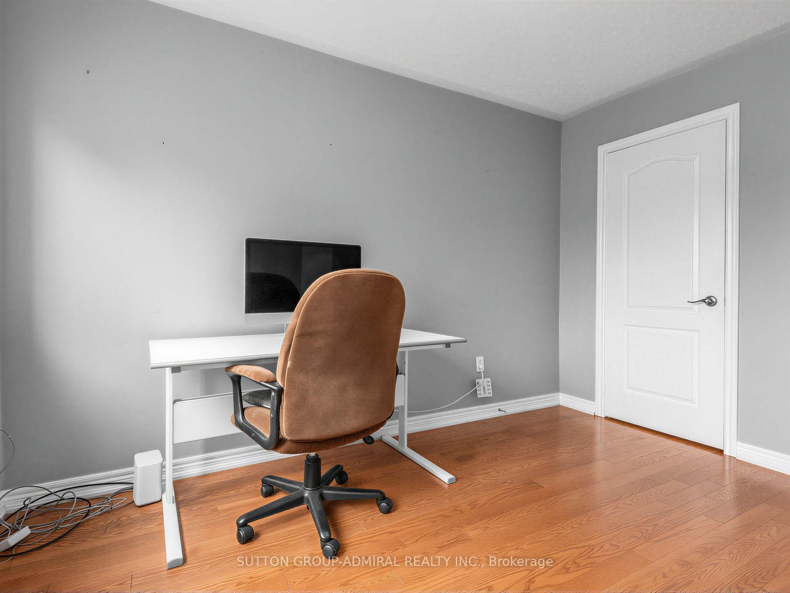 Photo 11 of 17 Royal Appian Crescent, Vaughan, Patterson — HOMEH