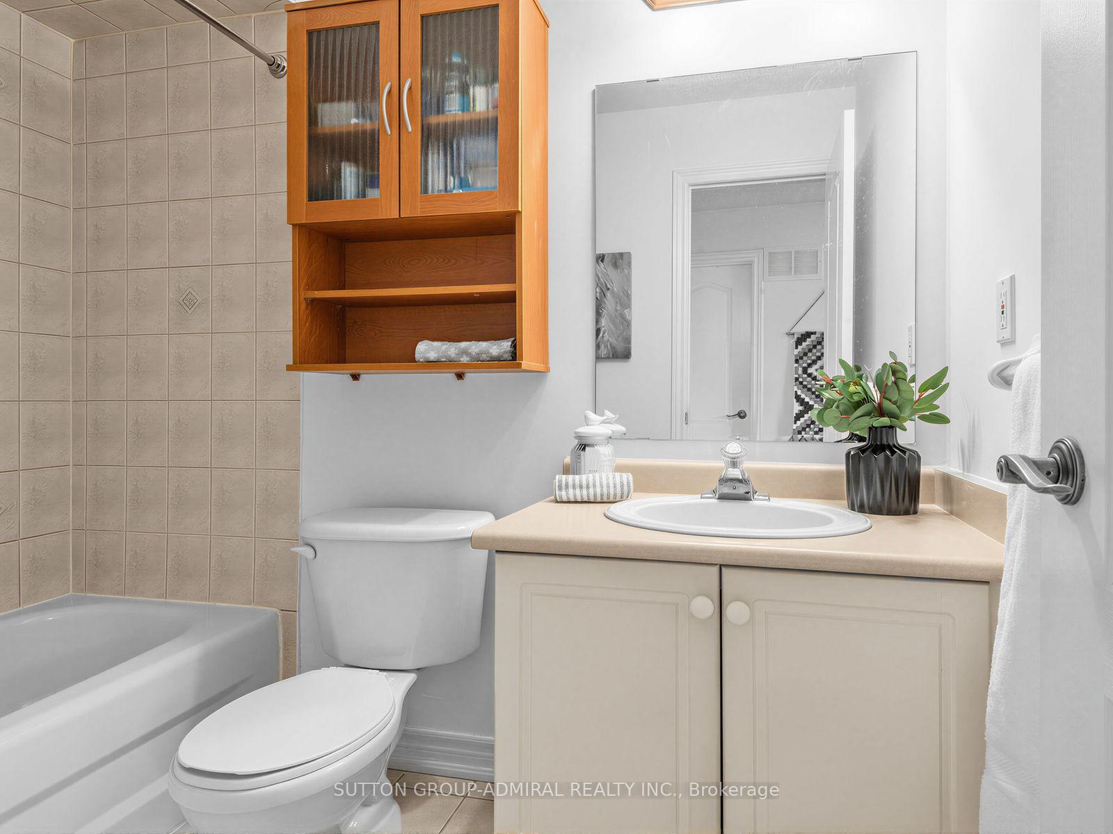 Photo 13 of 17 Royal Appian Crescent, Vaughan, Patterson — HOMEH