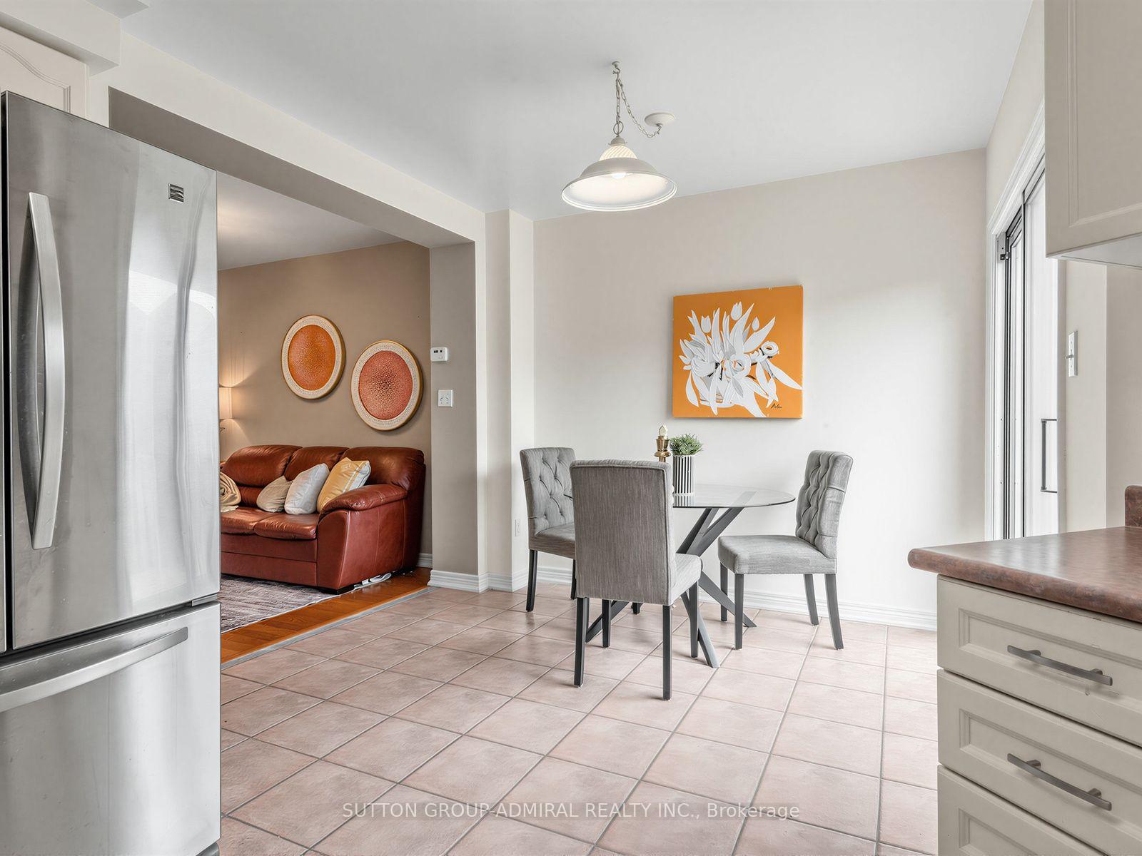 Photo 18 of 17 Royal Appian Crescent, Vaughan, Patterson — HOMEH