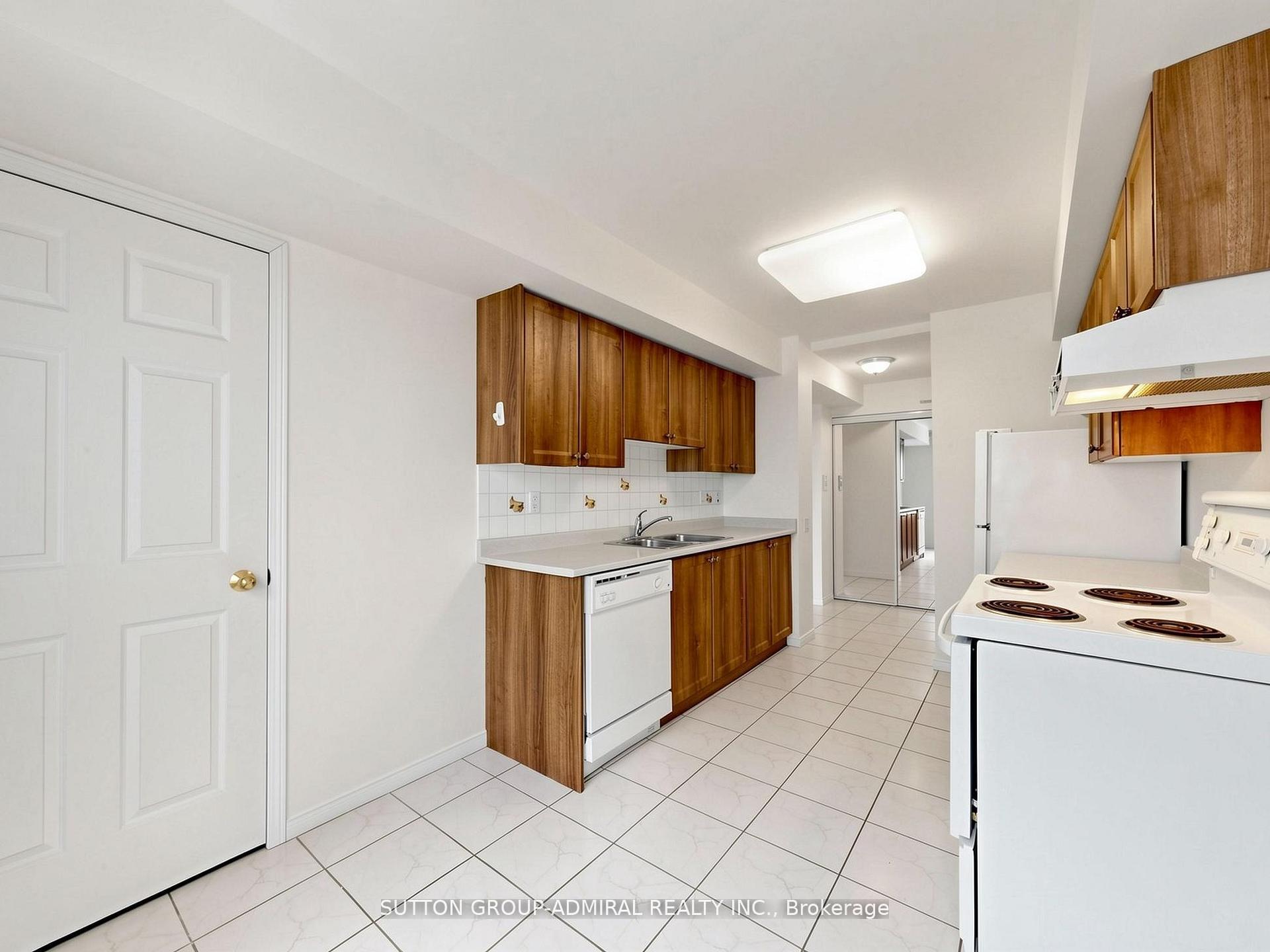 Photo 14 of Unit 704, 1 Emerald Lane, Vaughan, Crestwood-Springfarm-Yorkhill — HOMEH