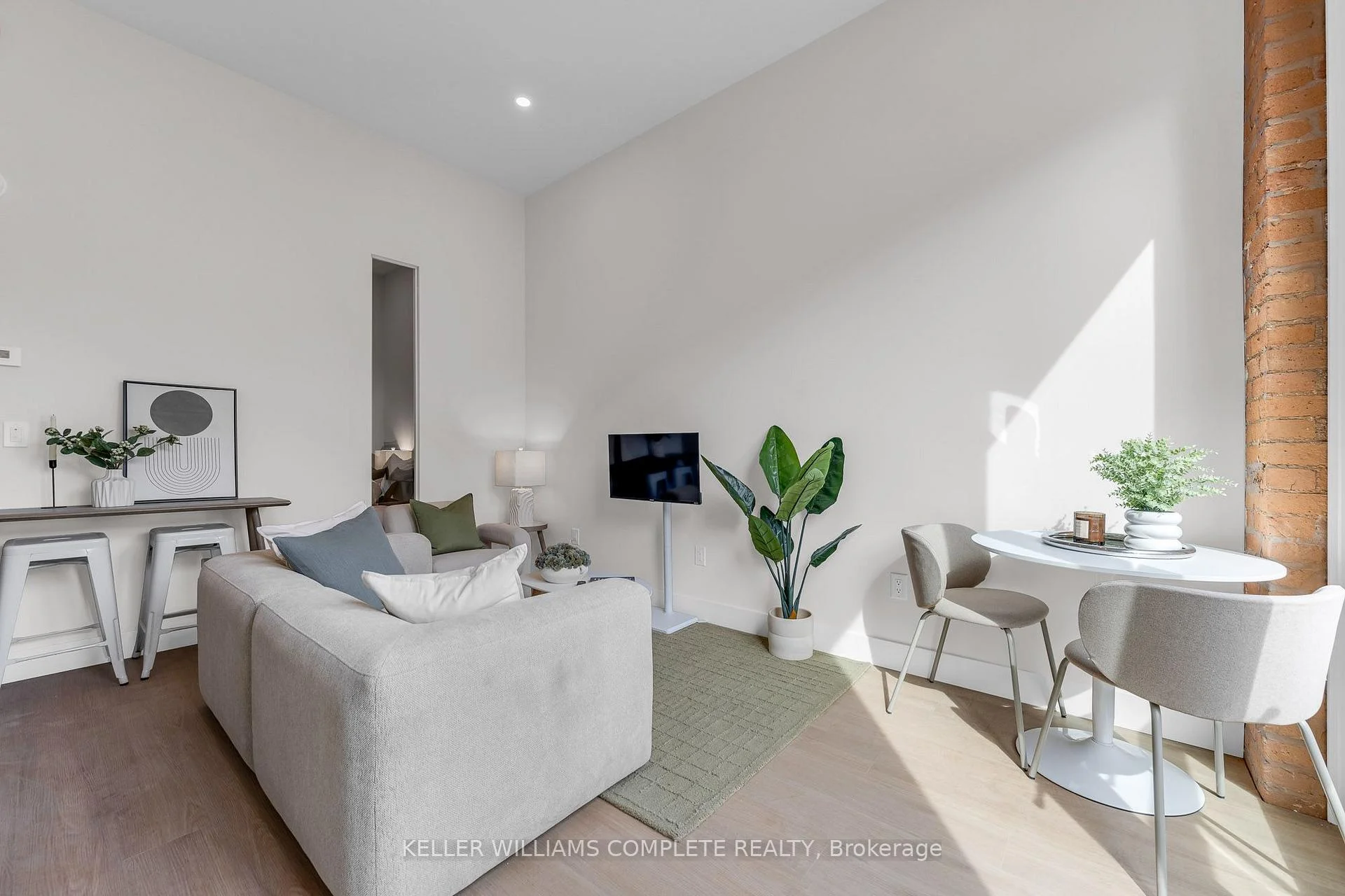 Photo 13 of Unit 304, 56 York Boulevard, Hamilton, Central — HOMEH