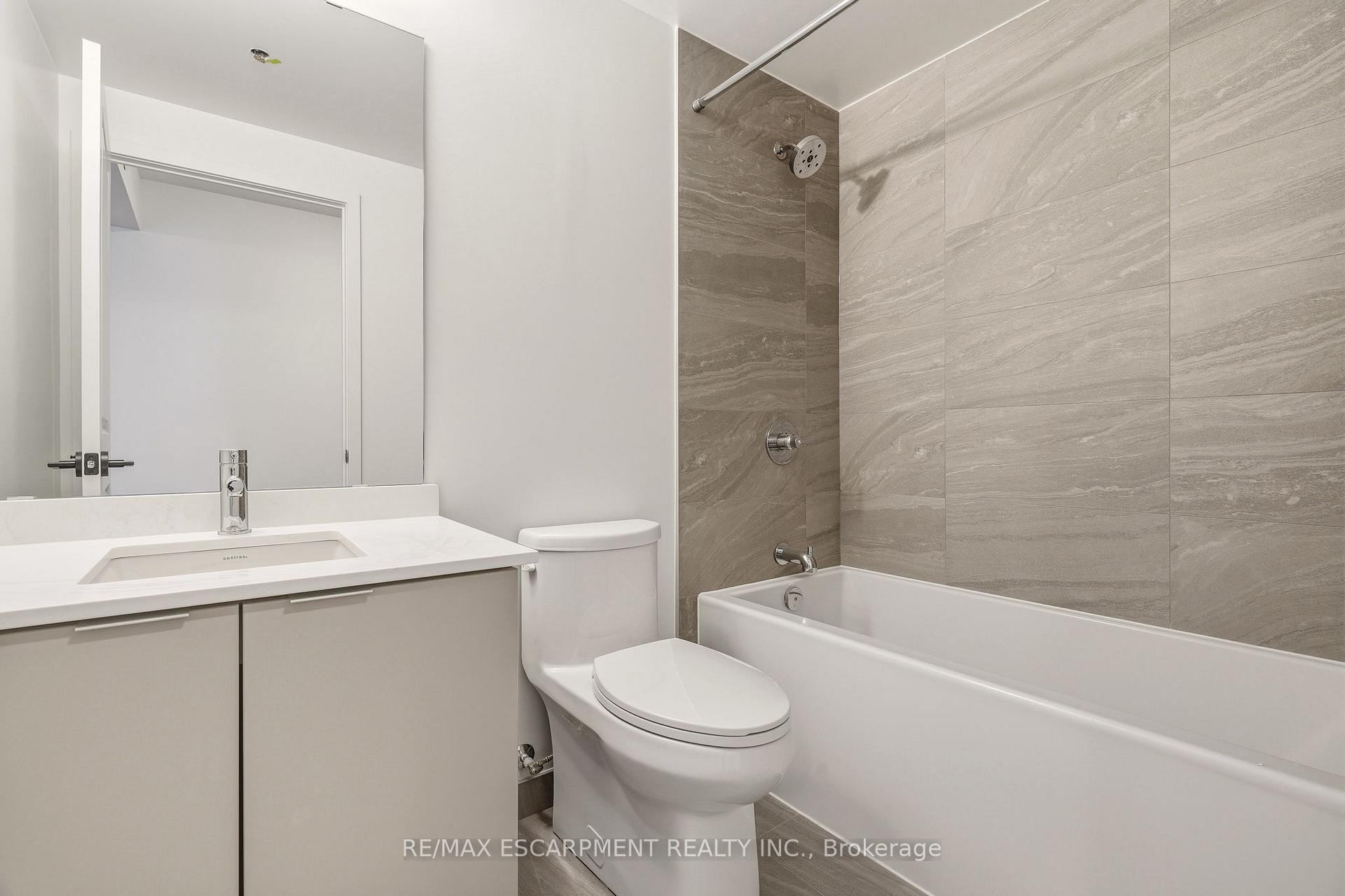 Photo 7 of Unit 1106, 2075 Lakeshore Road, Burlington, Brant — HOMEH