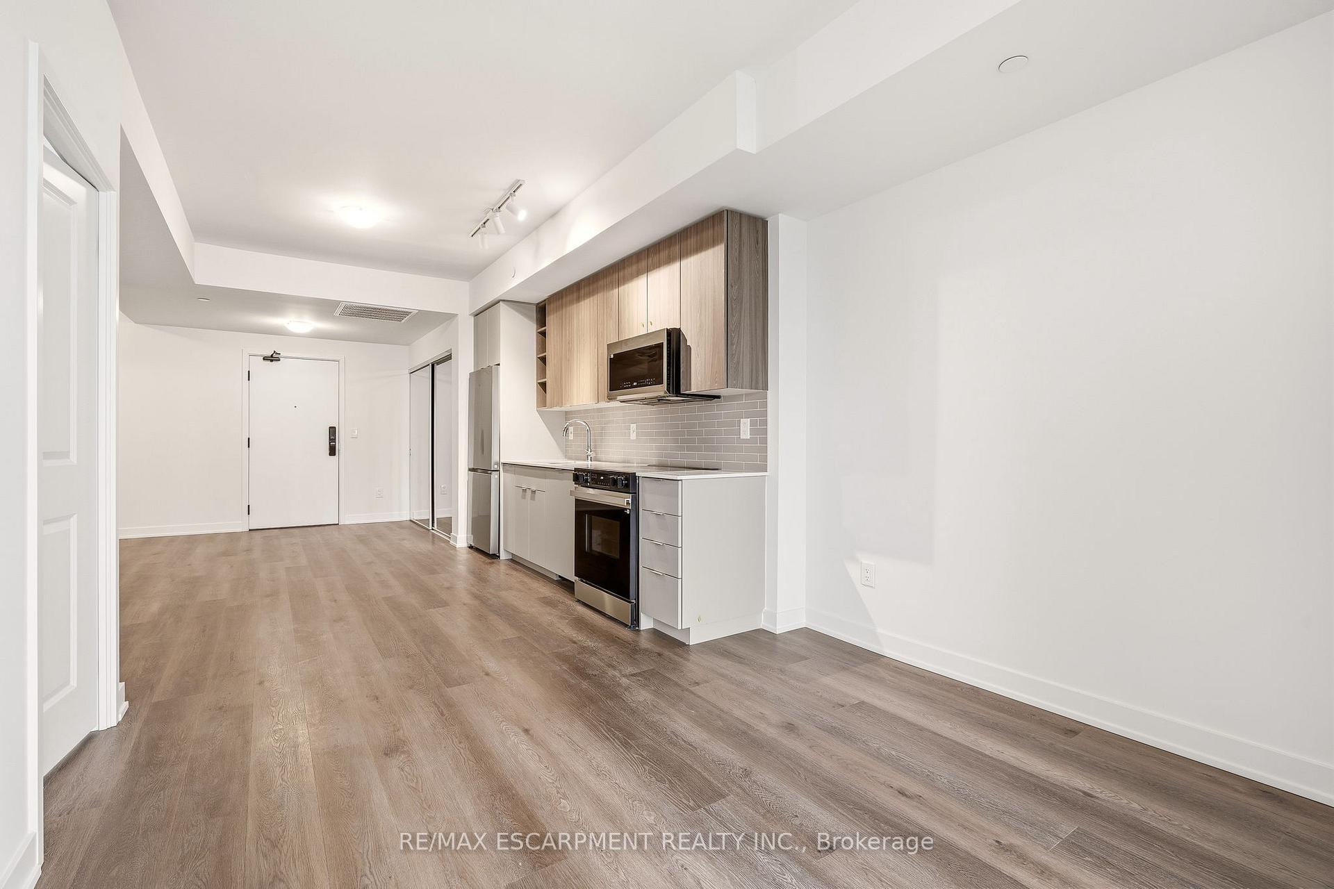 Photo 16 of Unit 1106, 2075 Lakeshore Road, Burlington, Brant — HOMEH
