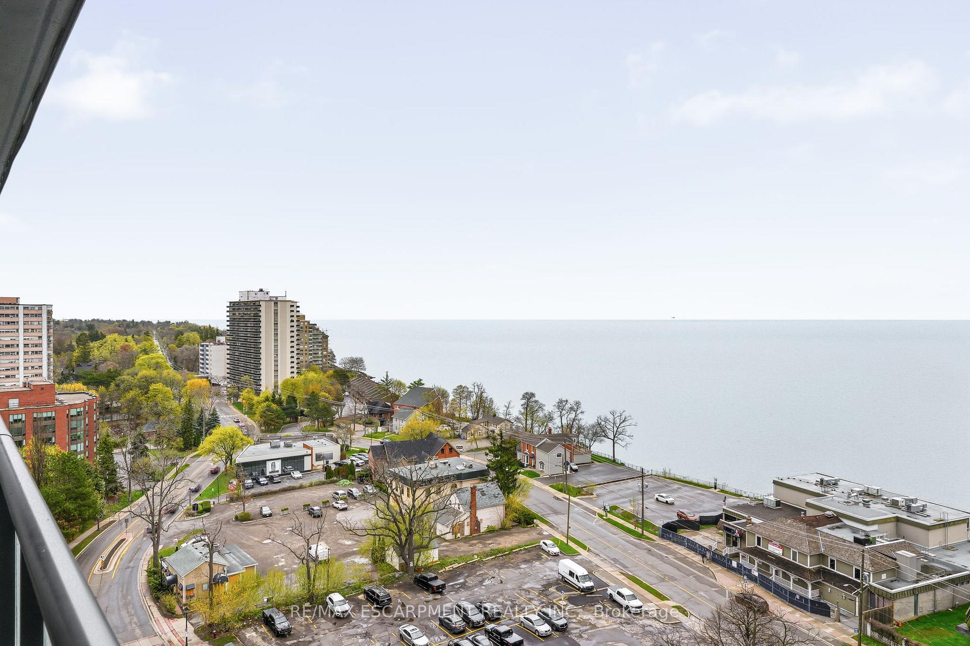 Photo 21 of Unit 1106, 2075 Lakeshore Road, Burlington, Brant — HOMEH
