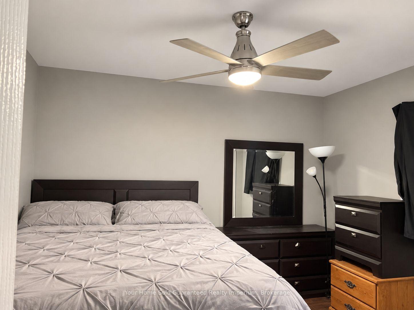 Photo 3 of 340 Innisfil Street, Barrie, Allandale — HOMEH