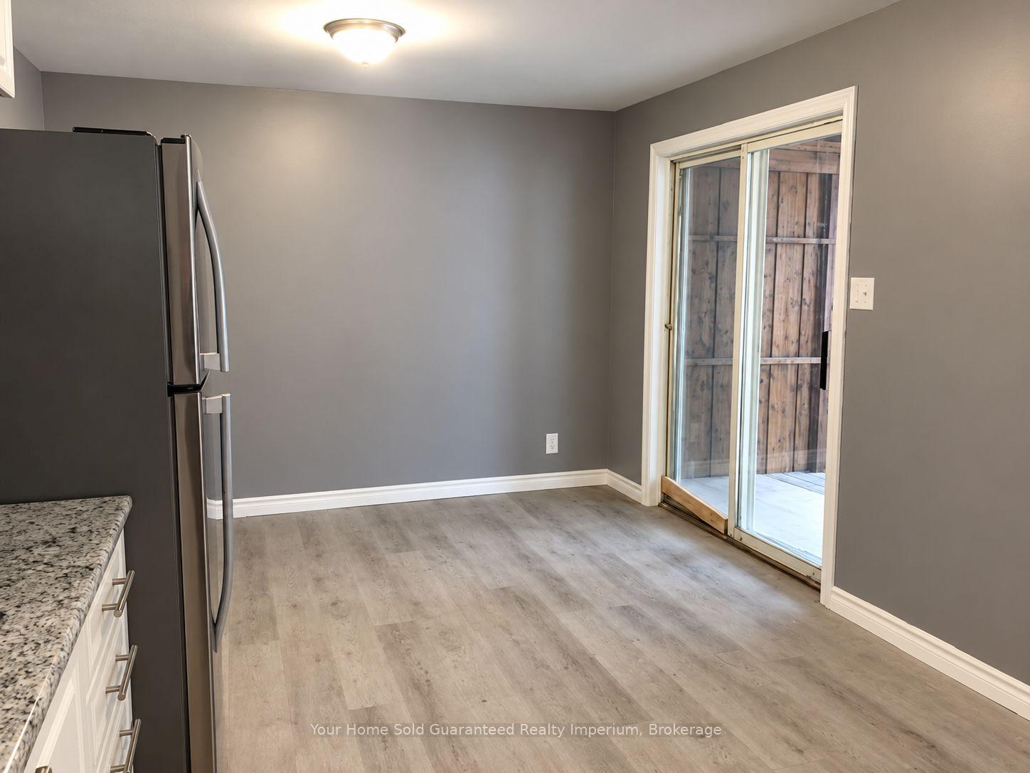 Photo 8 of 340 Innisfil Street, Barrie, Allandale — HOMEH