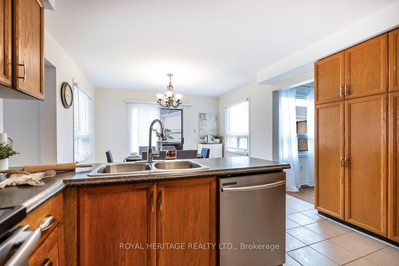 Photo 17 of 61 Forest Hts Street, Whitby, Pringle Creek — HOMEH