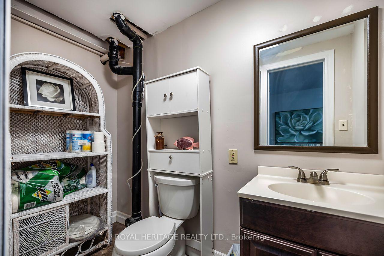Photo 37 of 61 Forest Hts Street, Whitby, Pringle Creek — HOMEH
