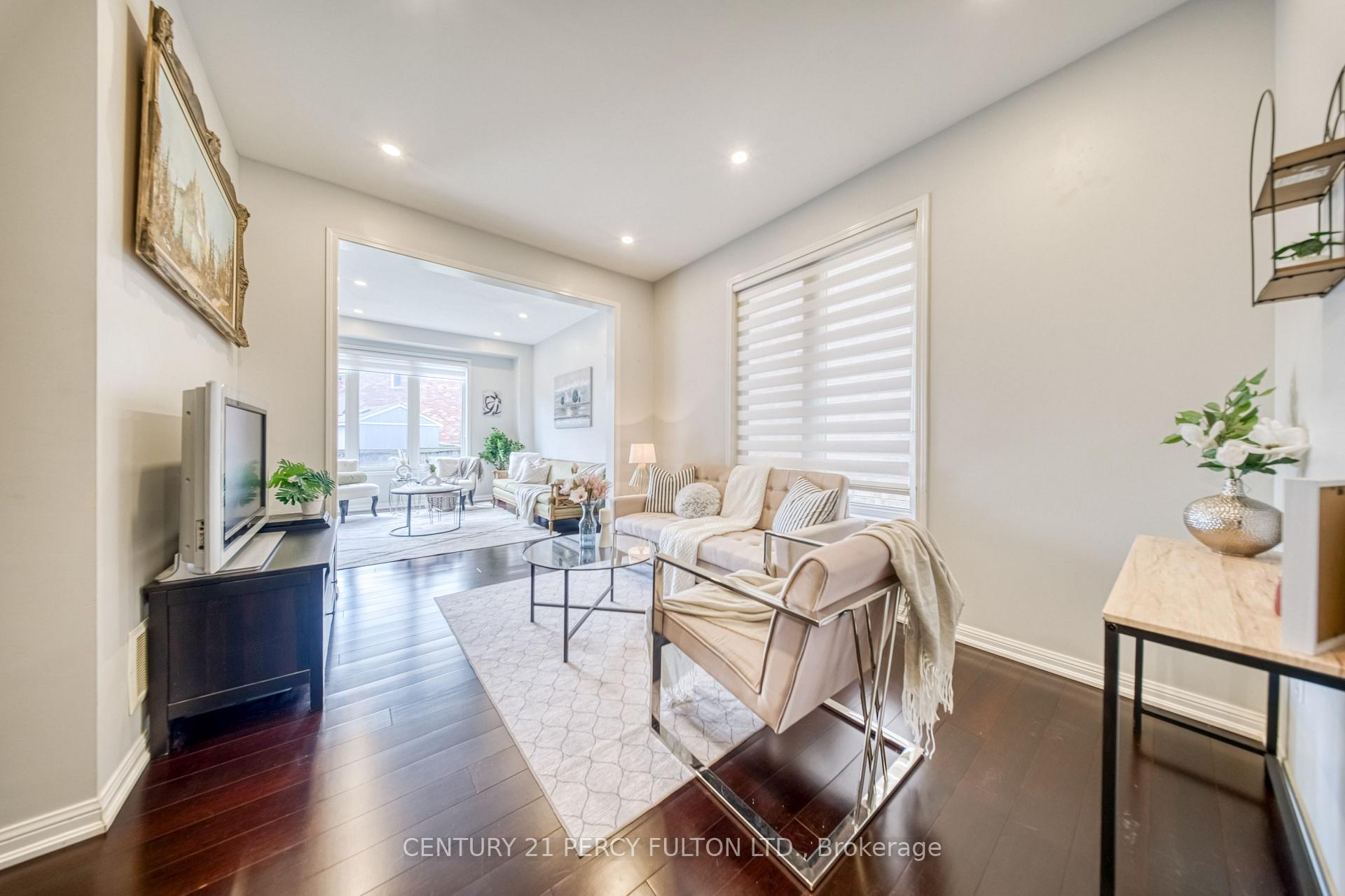 Photo 9 of 1749 Liatris Drive, Pickering, Duffin Heights — HOMEH