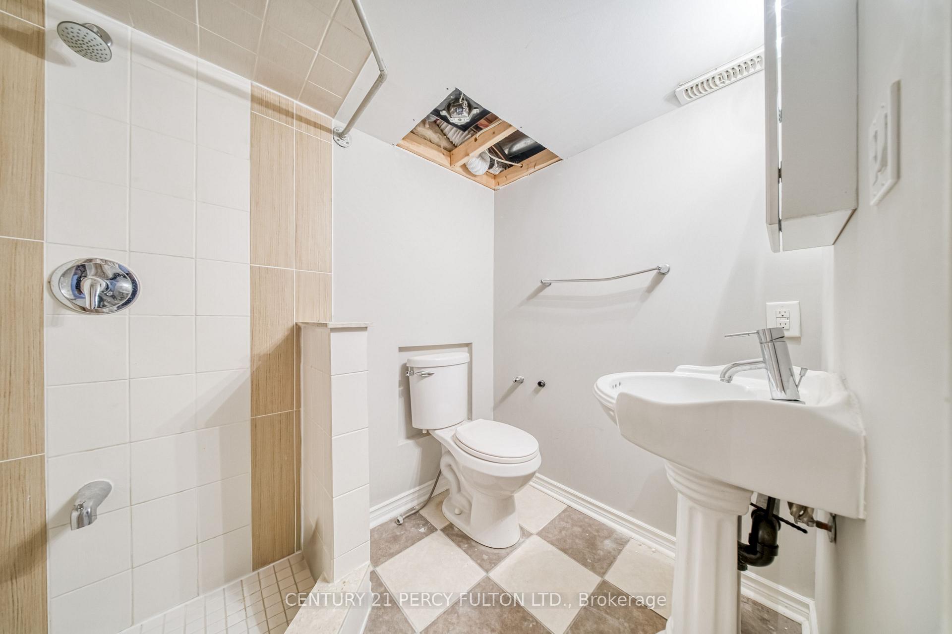 Photo 36 of 1749 Liatris Drive, Pickering, Duffin Heights — HOMEH