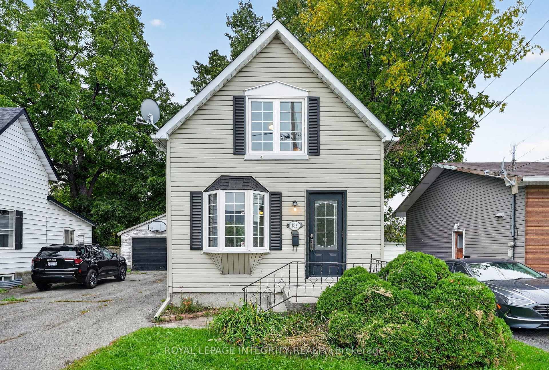 Photo of 836 Marlborough Street N
