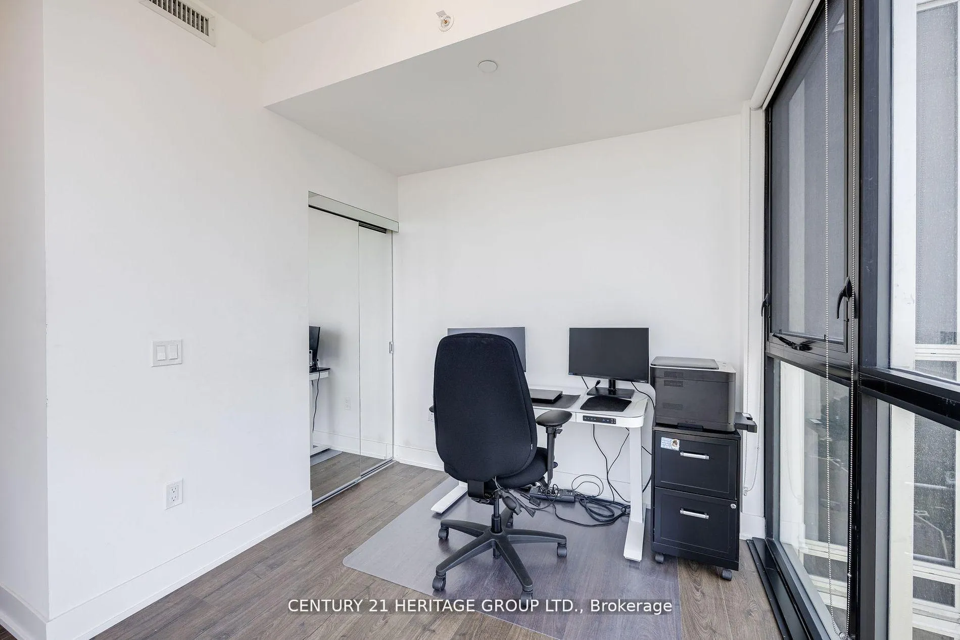 Photo 18 of Unit 1807, 2916 Highway 7, Vaughan, Concord — HOMEH