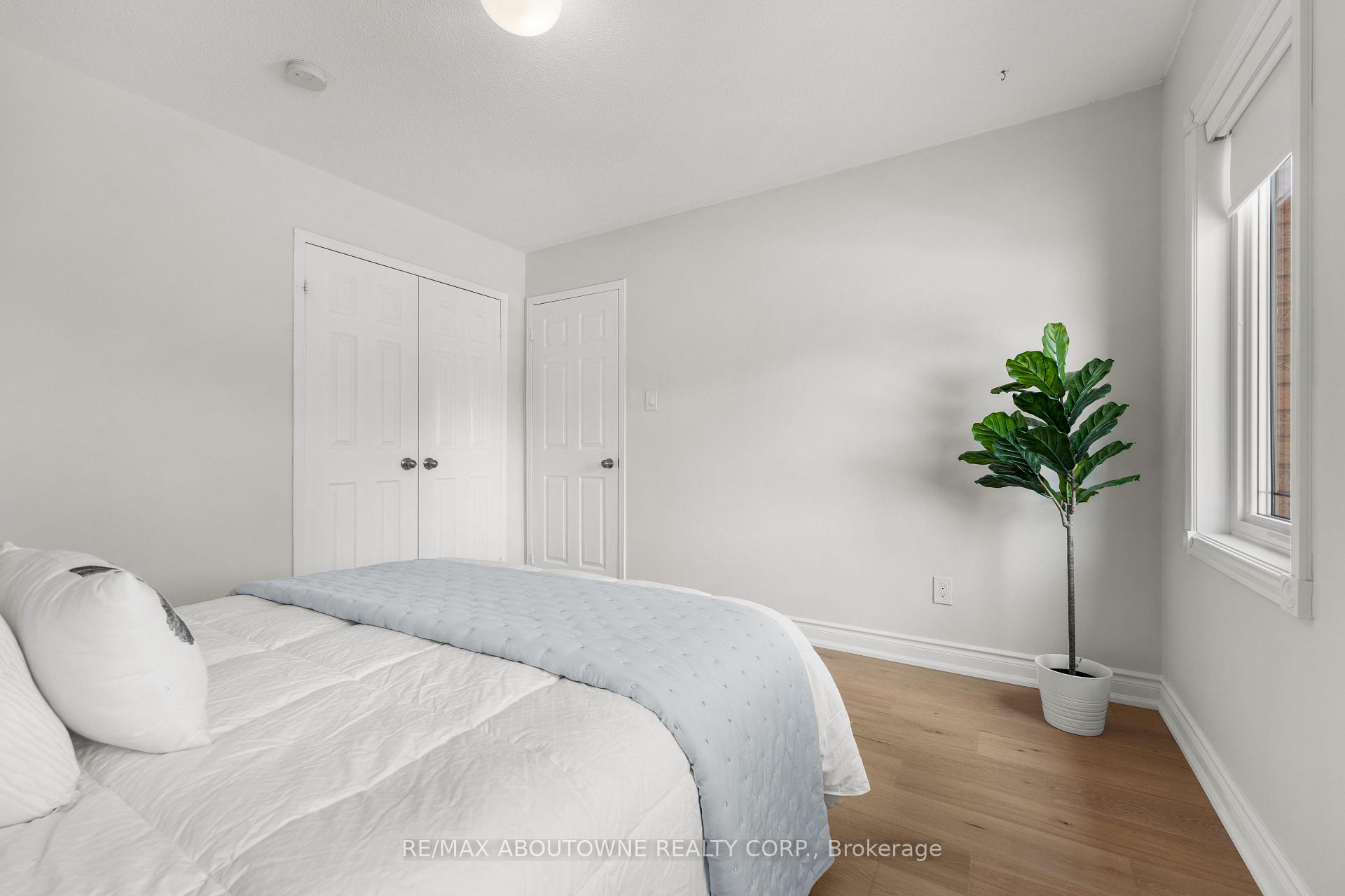 Photo 33 of 435 March Crescent, Oakville, River Oaks — HOMEH