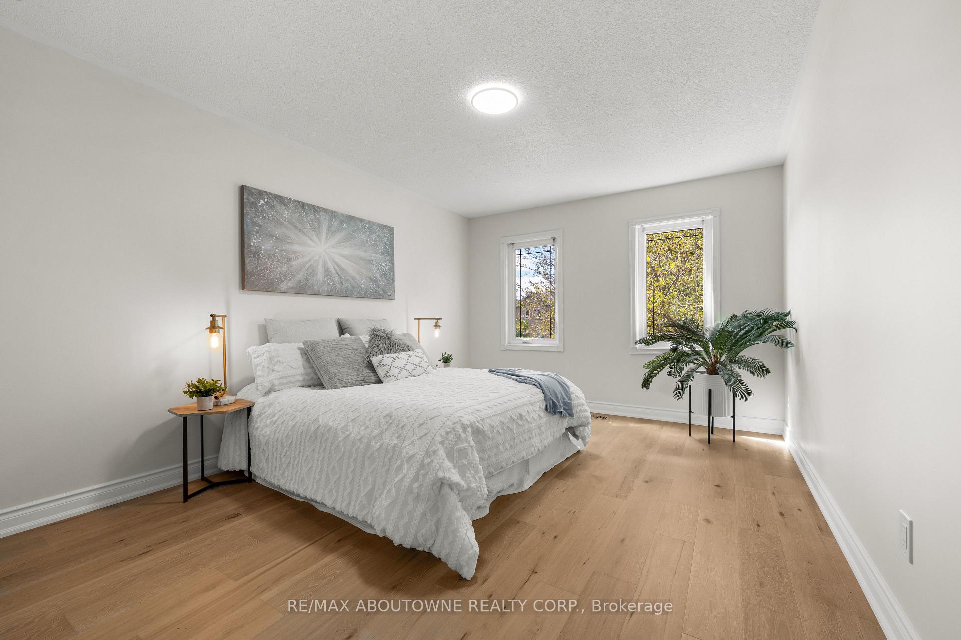 Photo 34 of 435 March Crescent, Oakville, River Oaks — HOMEH
