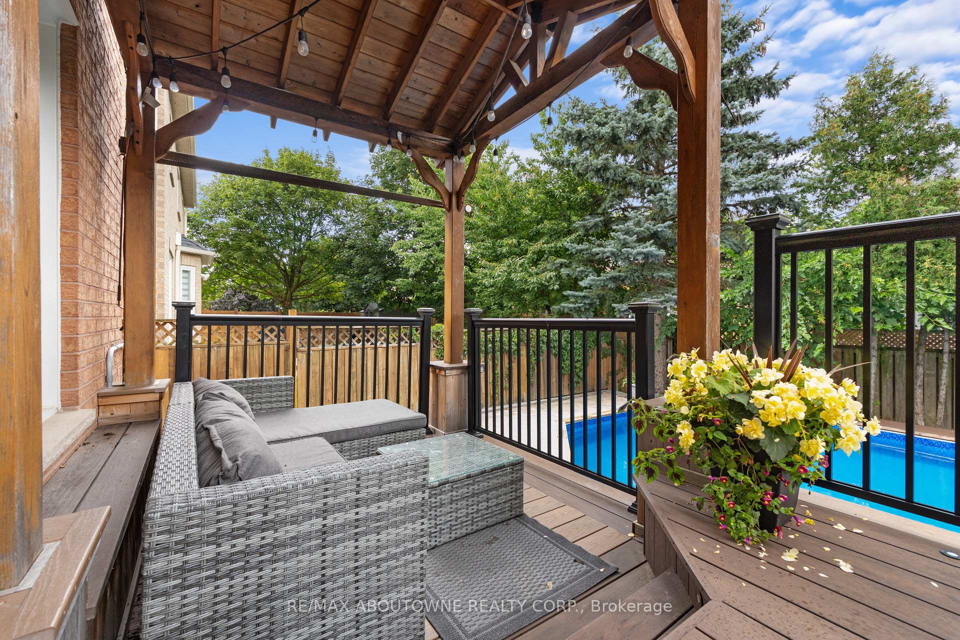 Photo 46 of 435 March Crescent, Oakville, River Oaks — HOMEH