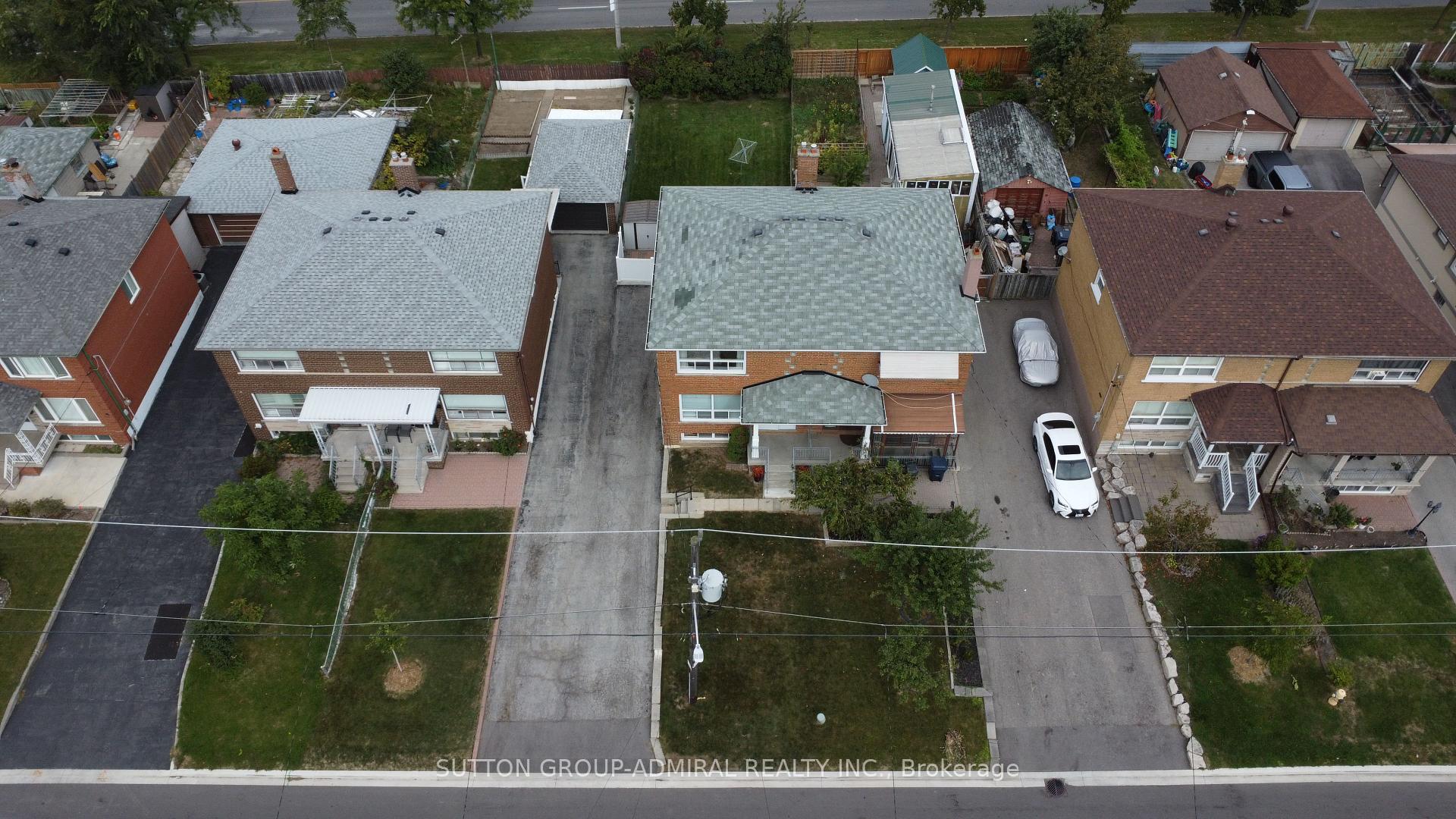 Photo 29 of 14 Thurrock Road, North York, Glenfield-Jane Heights — HOMEH
