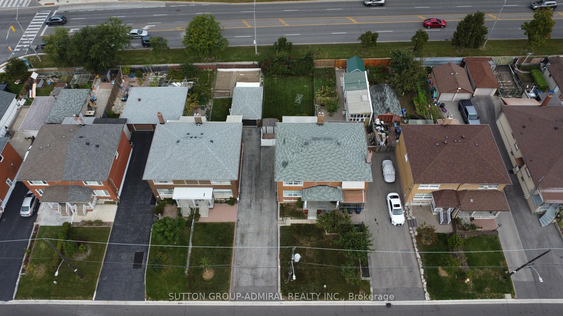 Photo 31 of 14 Thurrock Road, North York, Glenfield-Jane Heights — HOMEH
