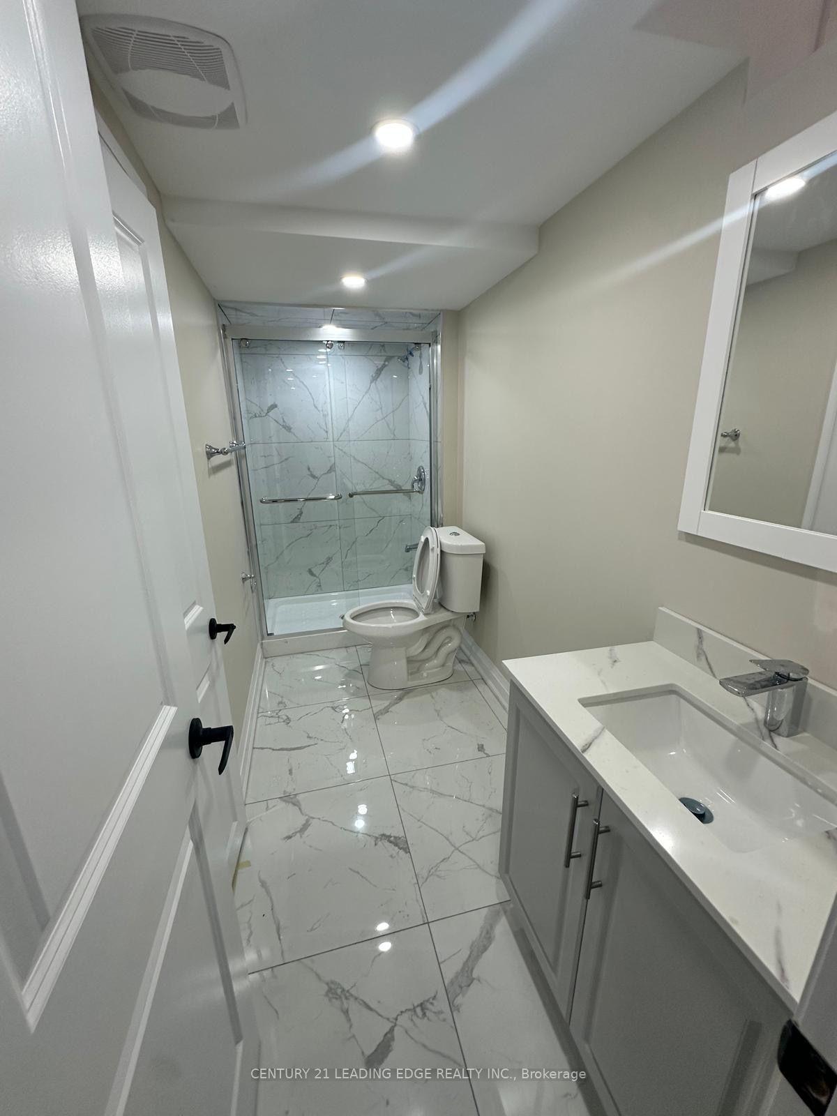 Photo 14 of 2026 Laurelcrest Place, Oakville, Westmount — HOMEH