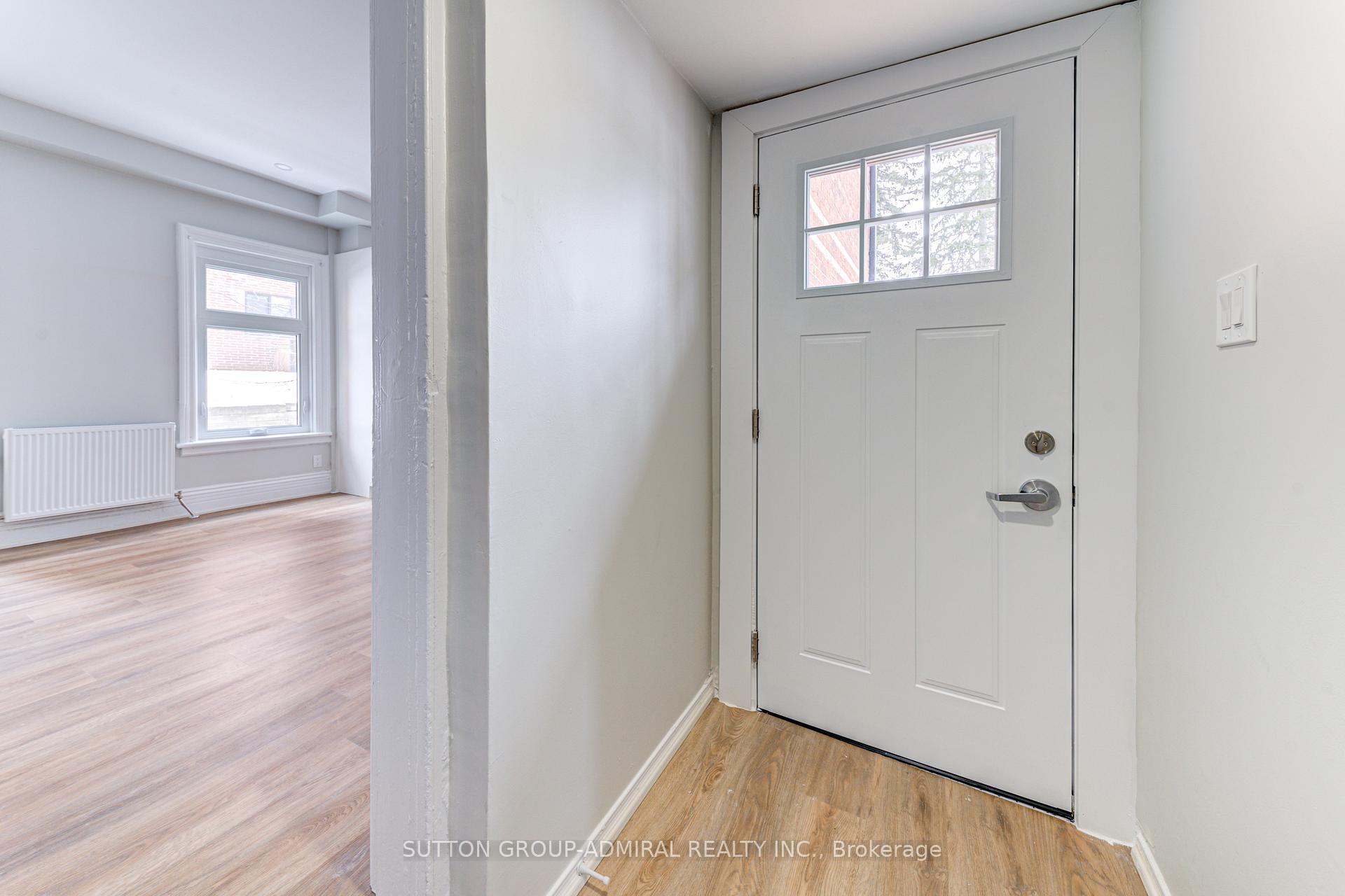 Photo 4 of Unit 3, 167 Collier Street, Barrie, North Shore — HOMEH