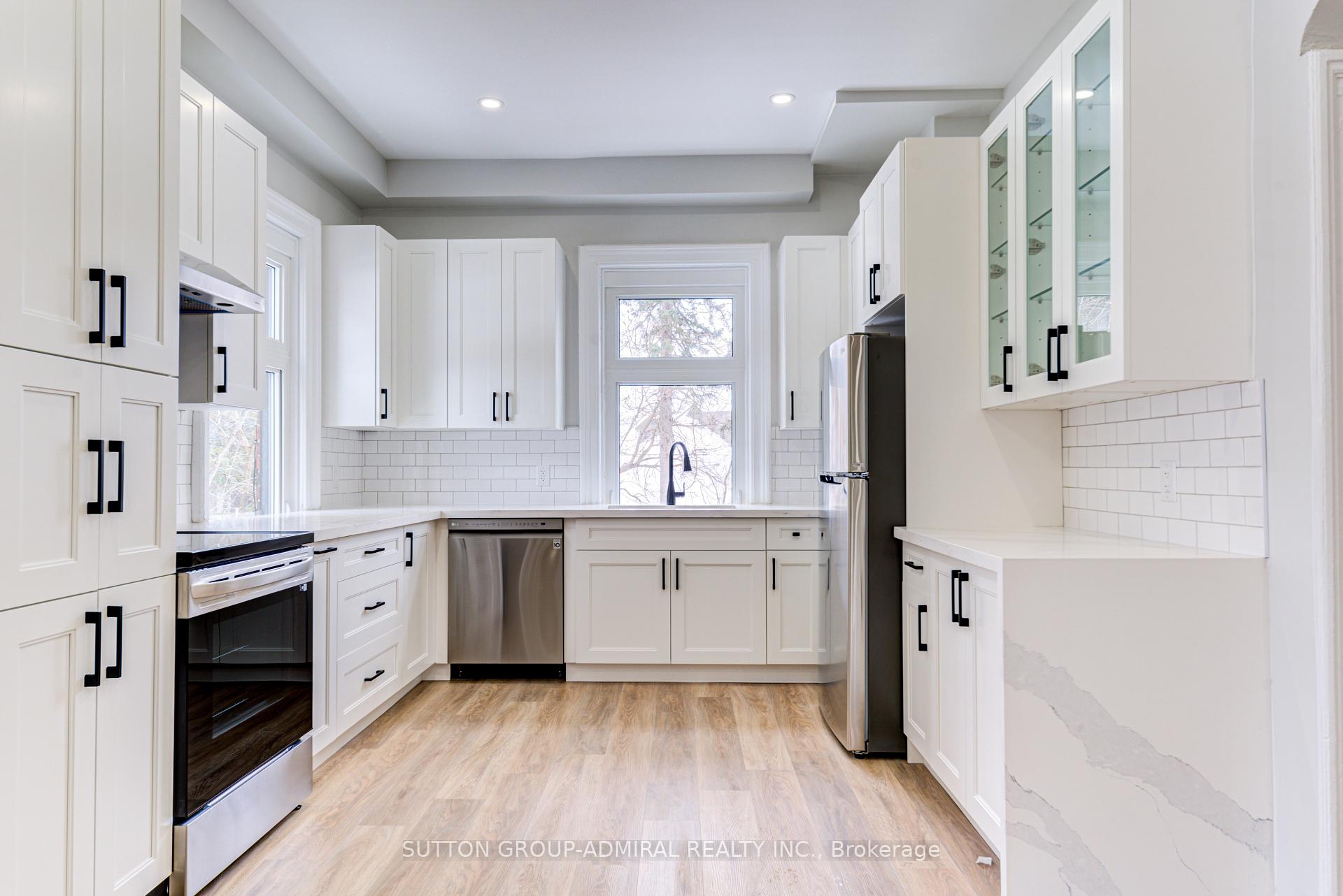 Photo 10 of Unit 3, 167 Collier Street, Barrie, North Shore — HOMEH