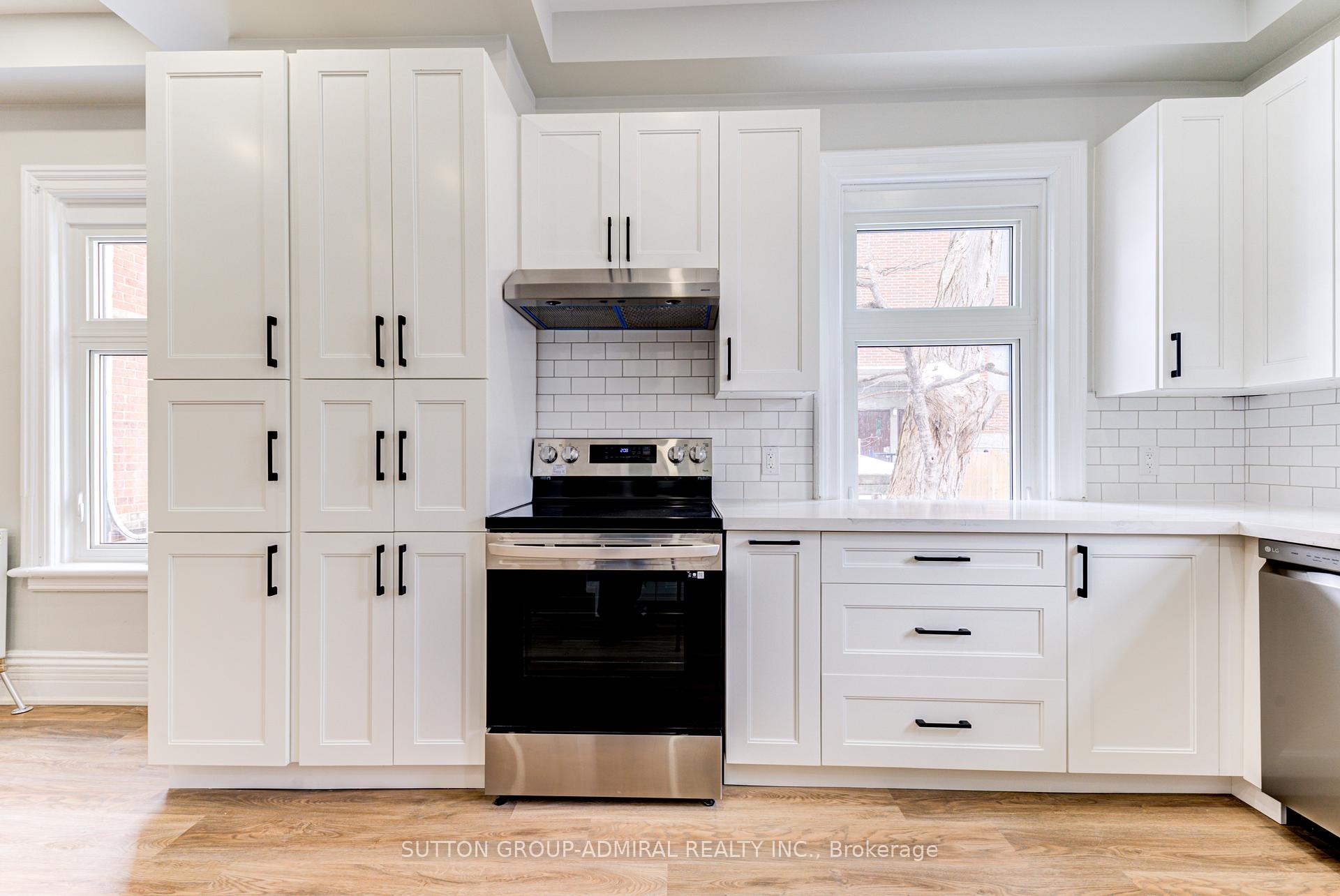 Photo 12 of Unit 3, 167 Collier Street, Barrie, North Shore — HOMEH