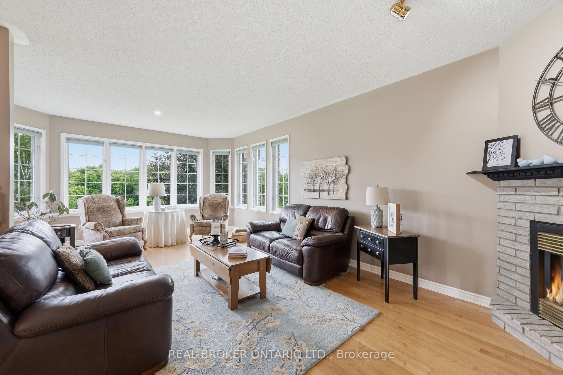 Photo 7 of 10532 Main Street, North Dundas, North Dundas (Mountain) Twp — HOMEH