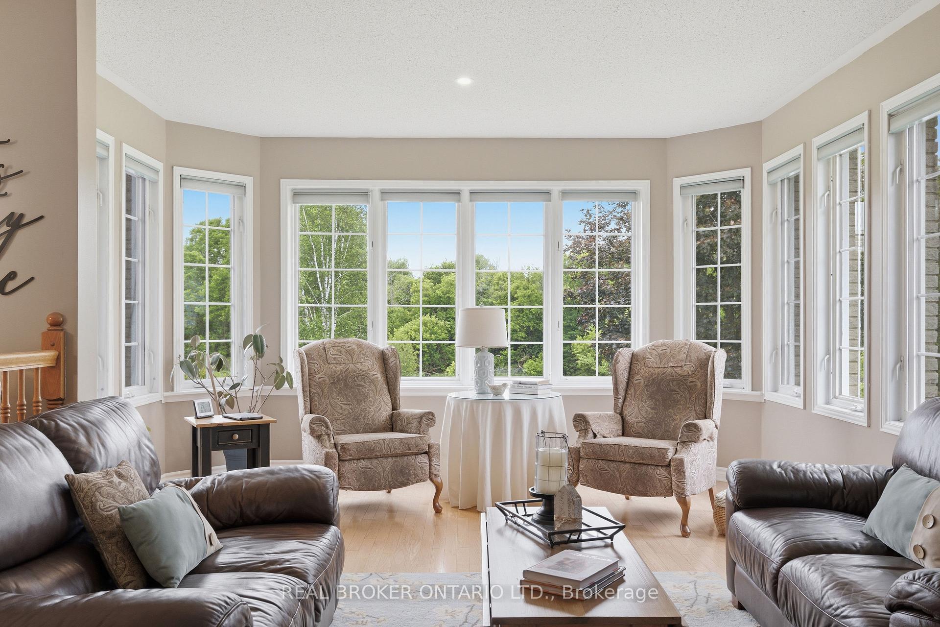 Photo 9 of 10532 Main Street, North Dundas, North Dundas (Mountain) Twp — HOMEH