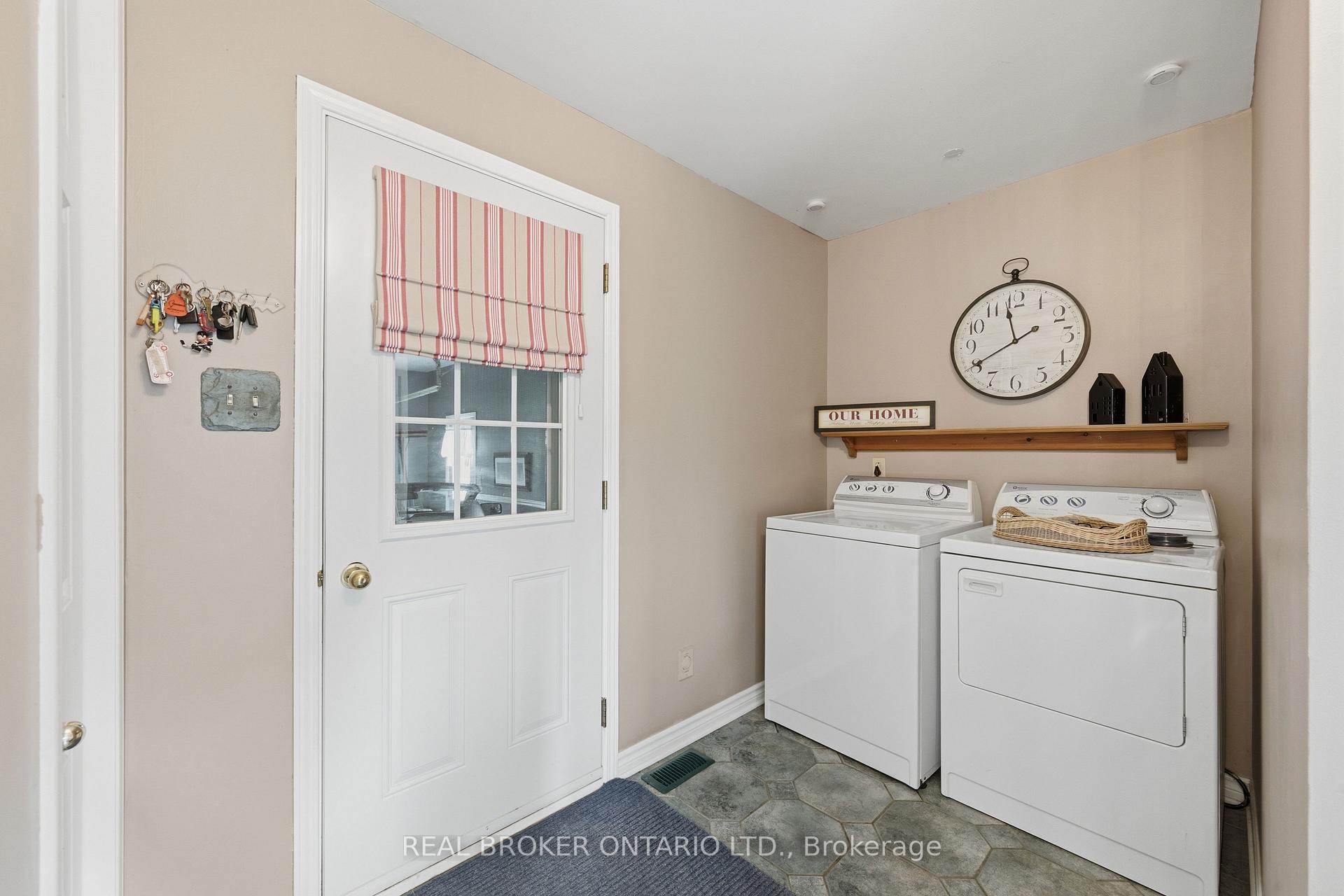 Photo 24 of 10532 Main Street, North Dundas, North Dundas (Mountain) Twp — HOMEH