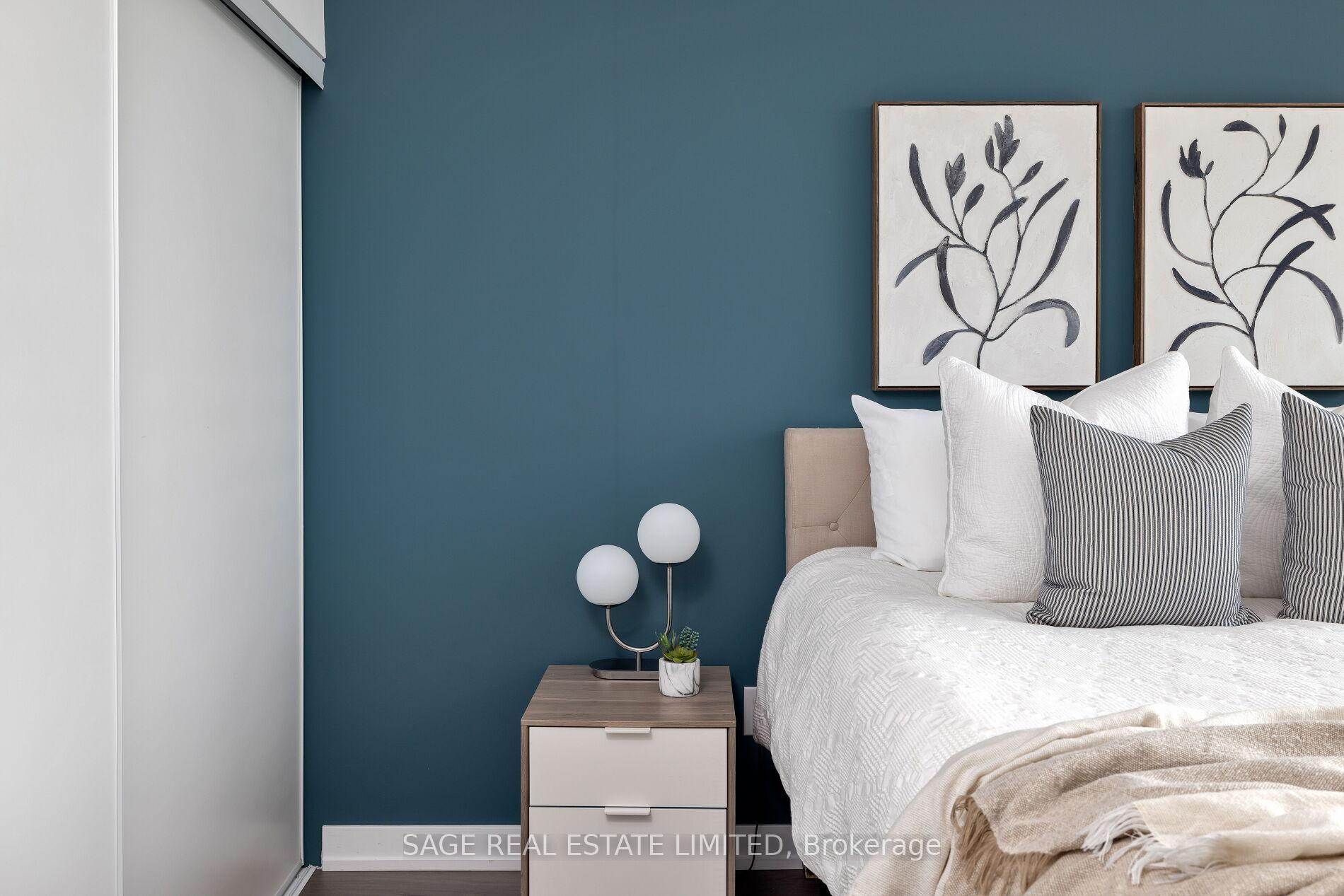 Photo 4 of Unit 1108, 105 George Street, Toronto, Moss Park — HOMEH