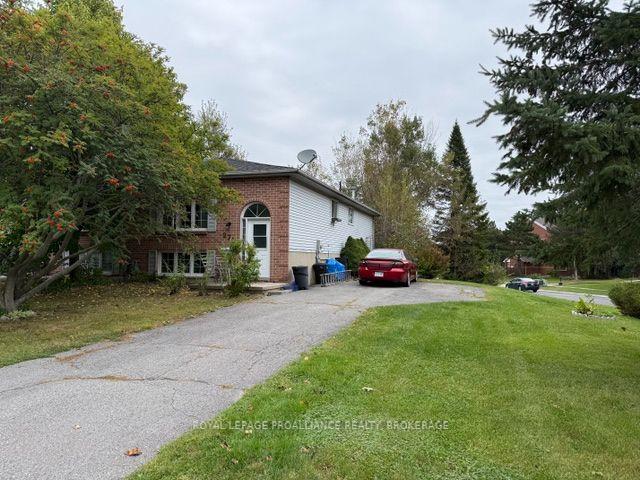 Photo of 272 Owens Crescent