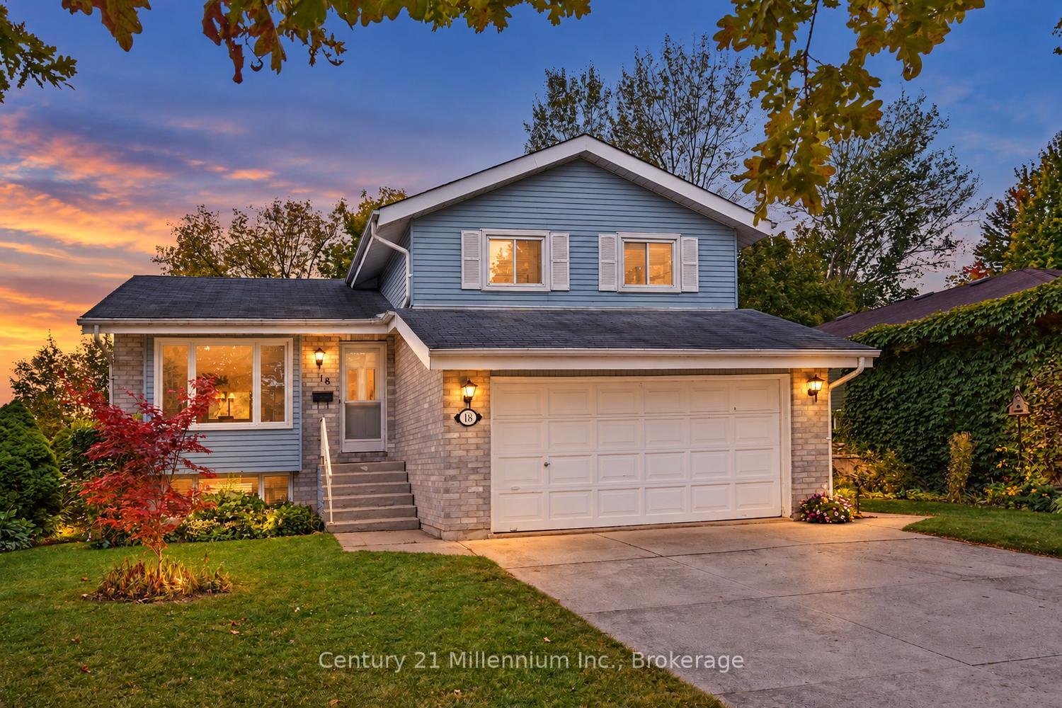 Photo 2 of 18 Dillon Drive, Collingwood — HOMEH