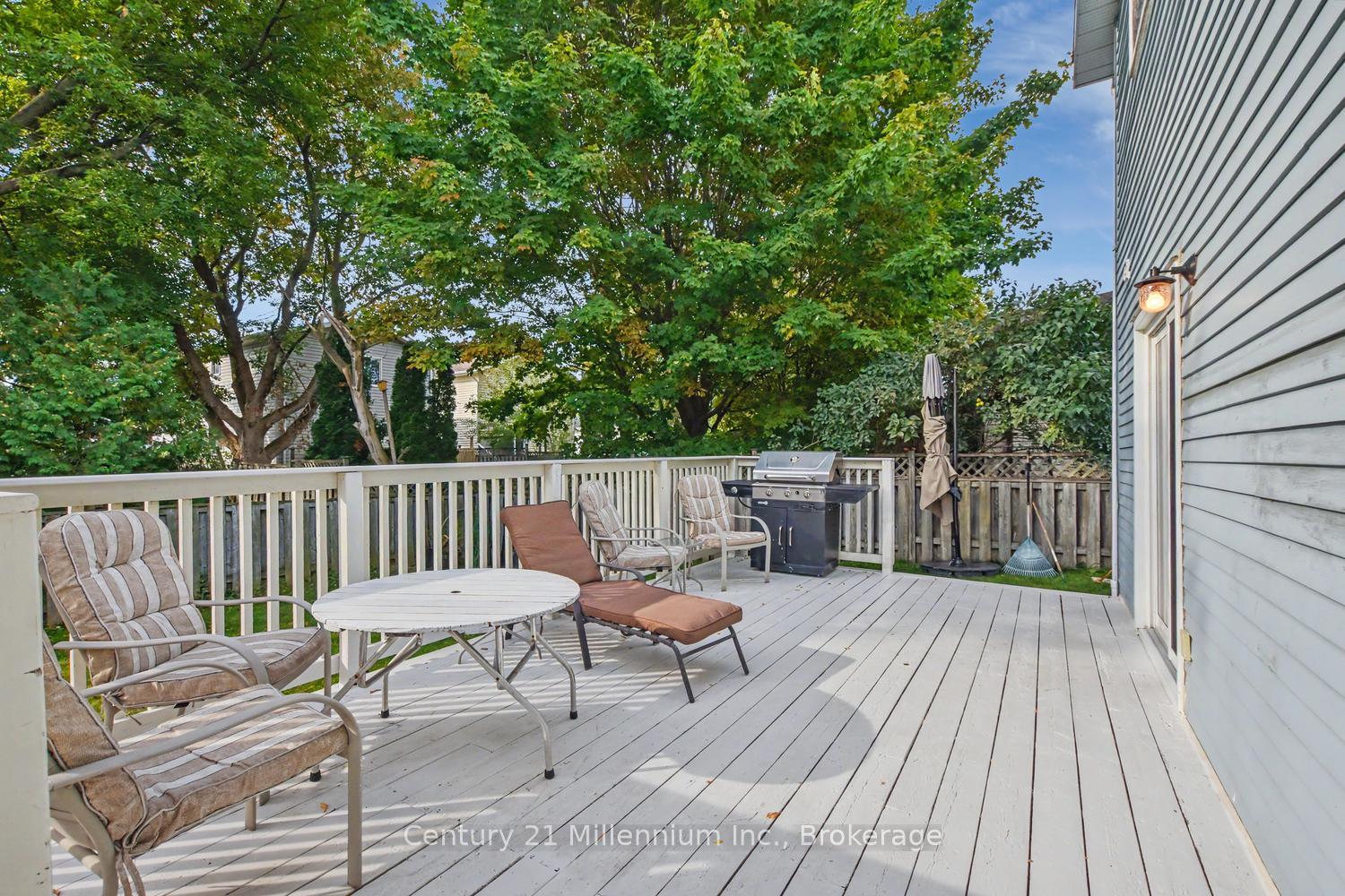 Photo 12 of 18 Dillon Drive, Collingwood — HOMEH