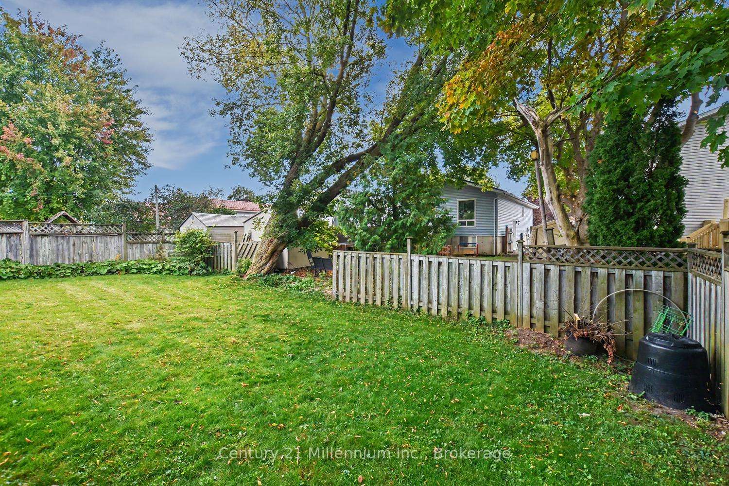 Photo 17 of 18 Dillon Drive, Collingwood — HOMEH