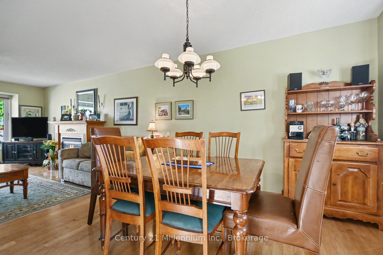Photo 23 of 18 Dillon Drive, Collingwood — HOMEH