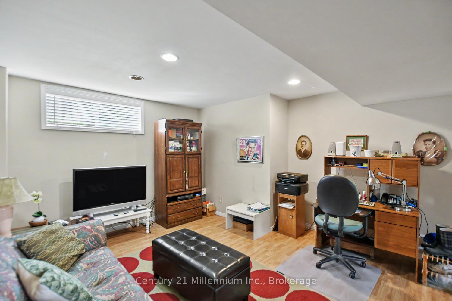 Photo 43 of 18 Dillon Drive, Collingwood — HOMEH