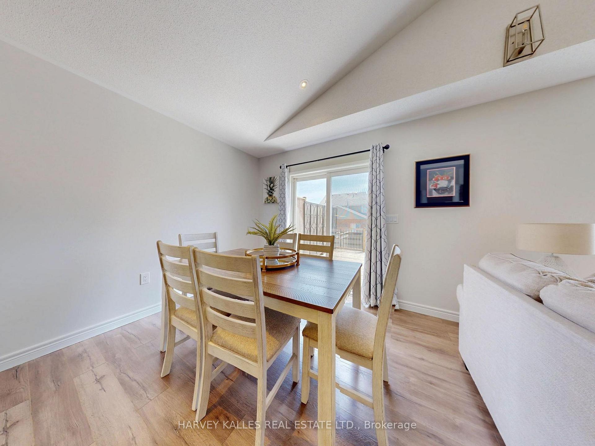 Photo 5 of 1159 Kell Street, Innisfil, Alcona — HOMEH