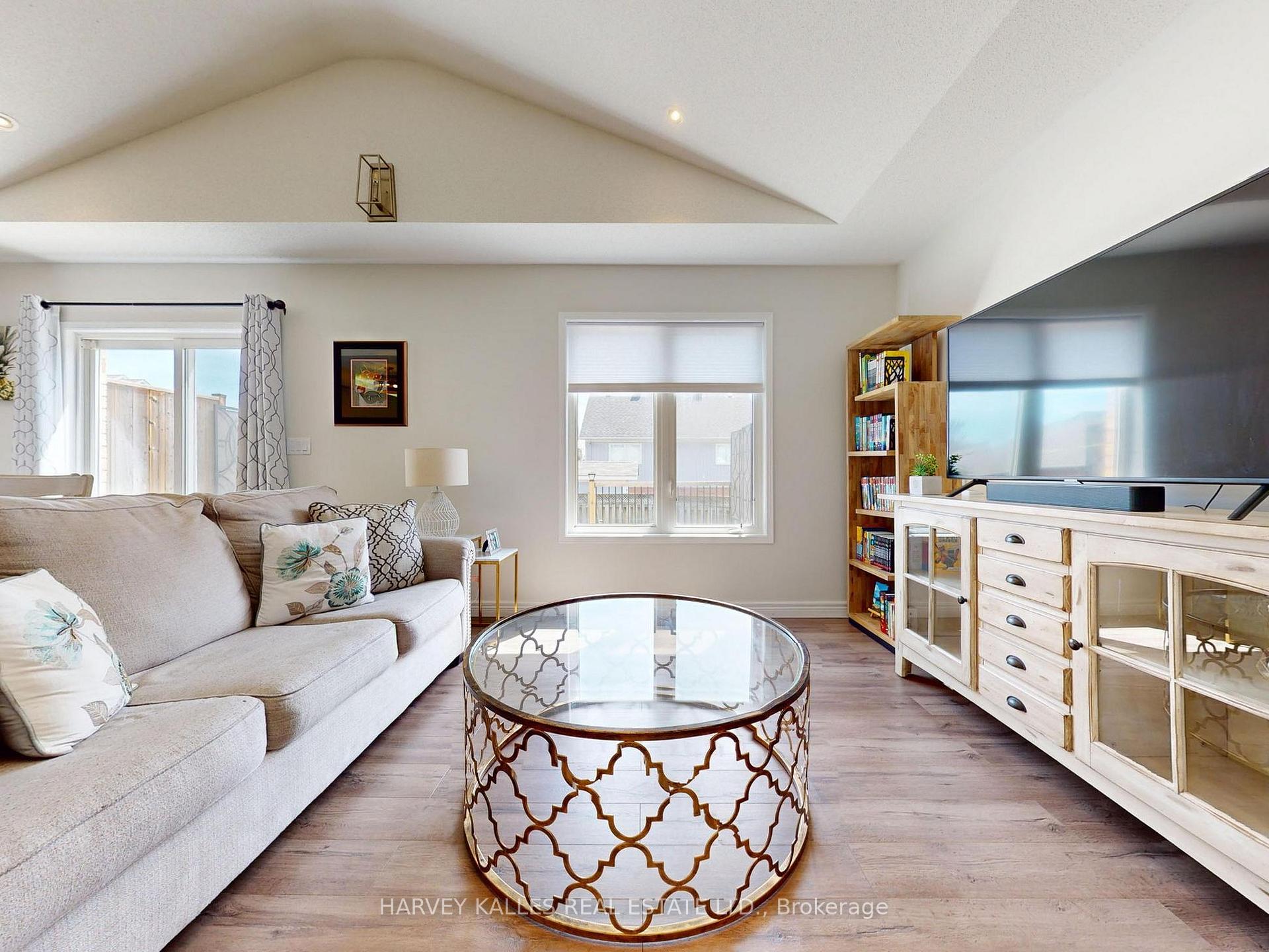 Photo 10 of 1159 Kell Street, Innisfil, Alcona — HOMEH