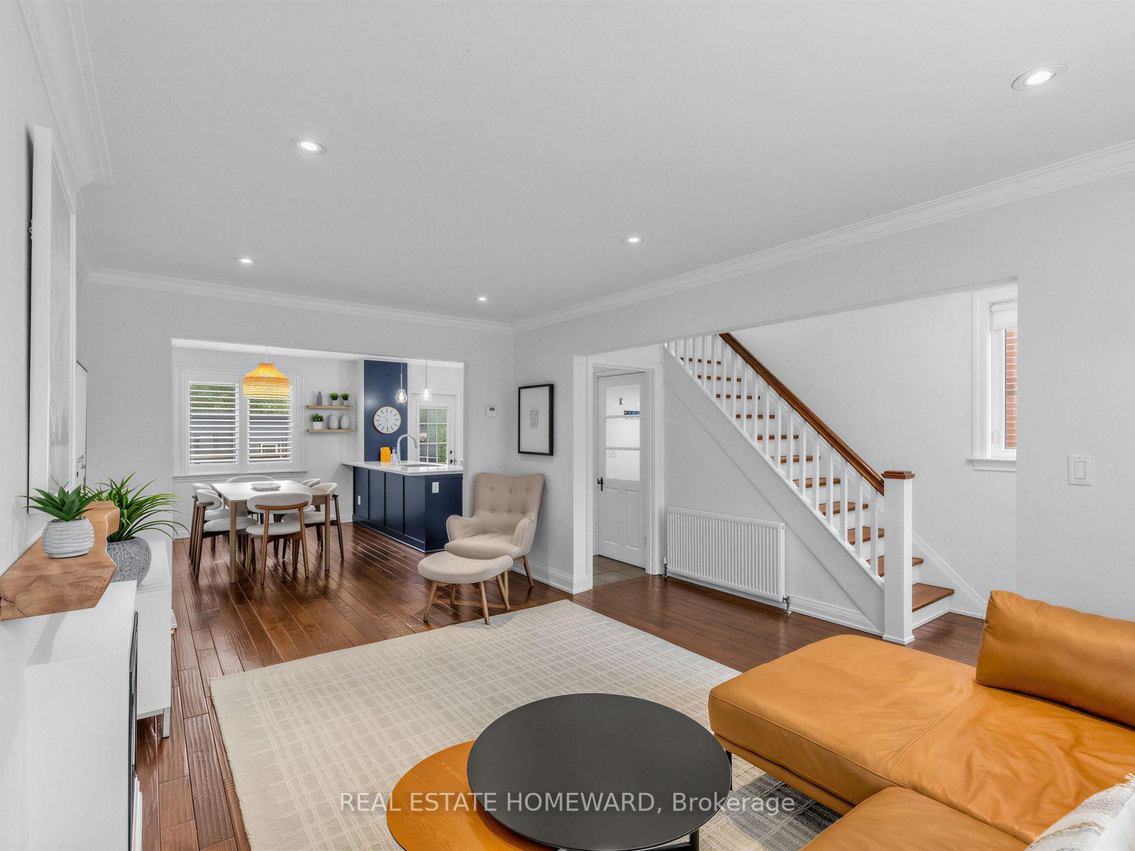 Photo 8 of 5 Beaufield Avenue, Toronto, Leaside — HOMEH