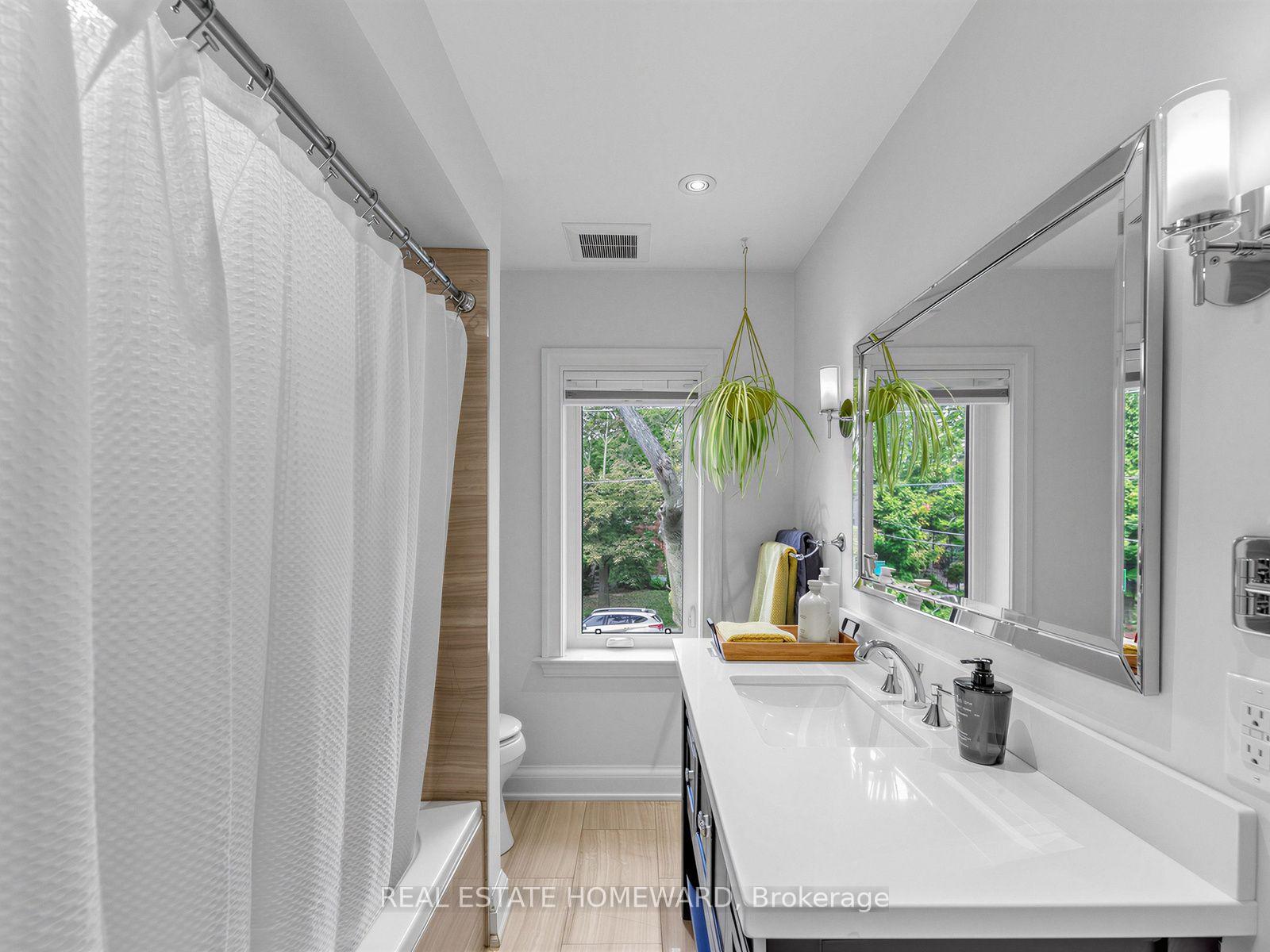 Photo 21 of 5 Beaufield Avenue, Toronto, Leaside — HOMEH