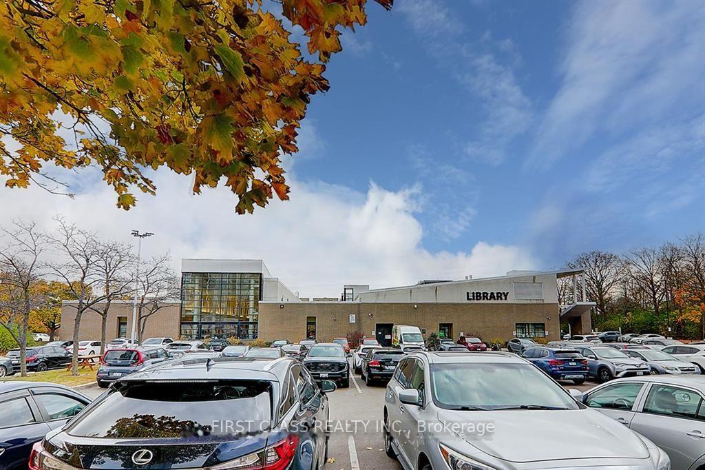 Photo 12 of Unit A1606, 30 Upper Mall Way, Vaughan, Brownridge — HOMEH